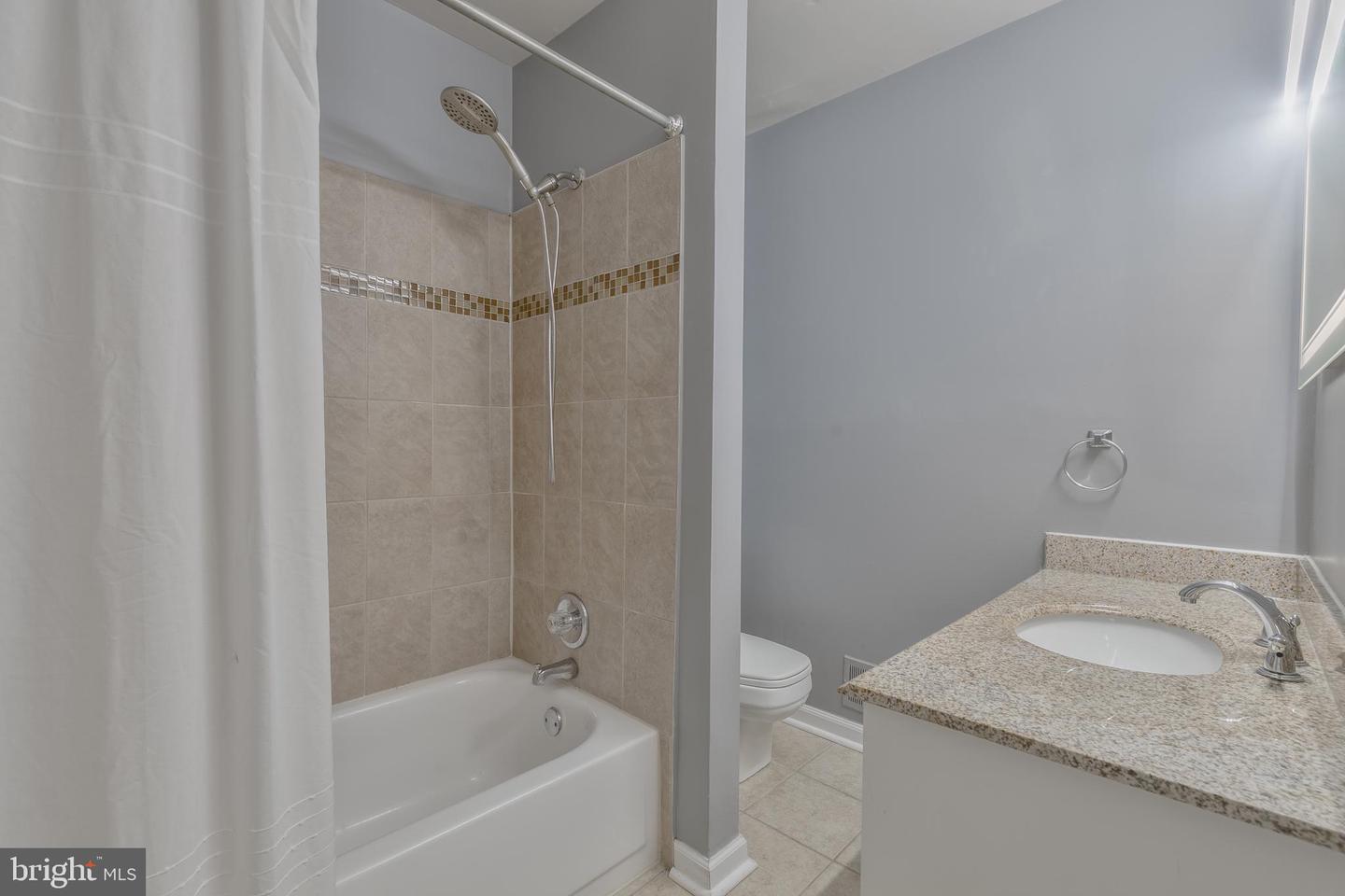 3048 Sugar Ln