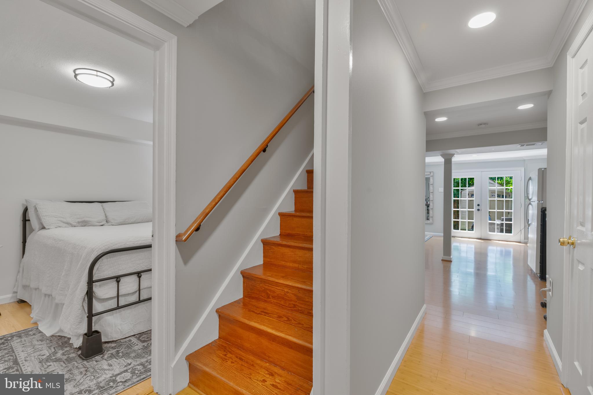 3048 Sugar Ln