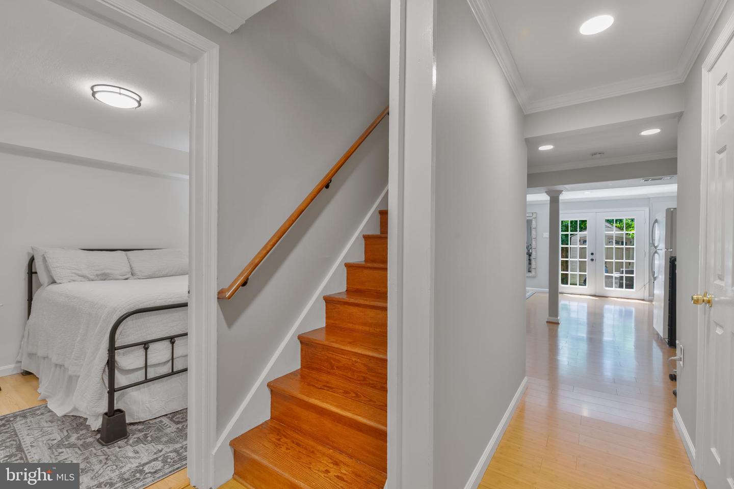 3048 Sugar Ln