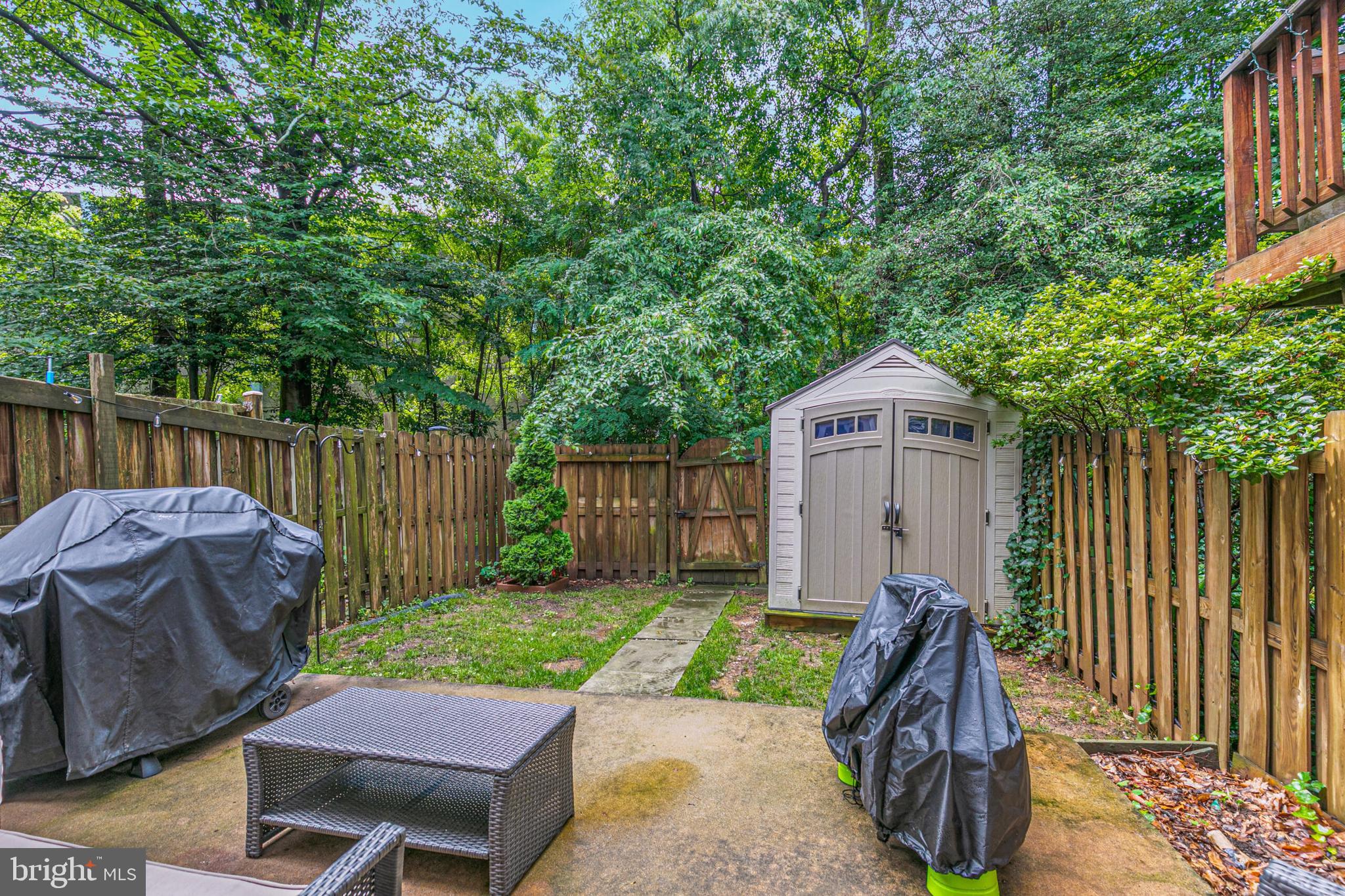 3048 Sugar Ln