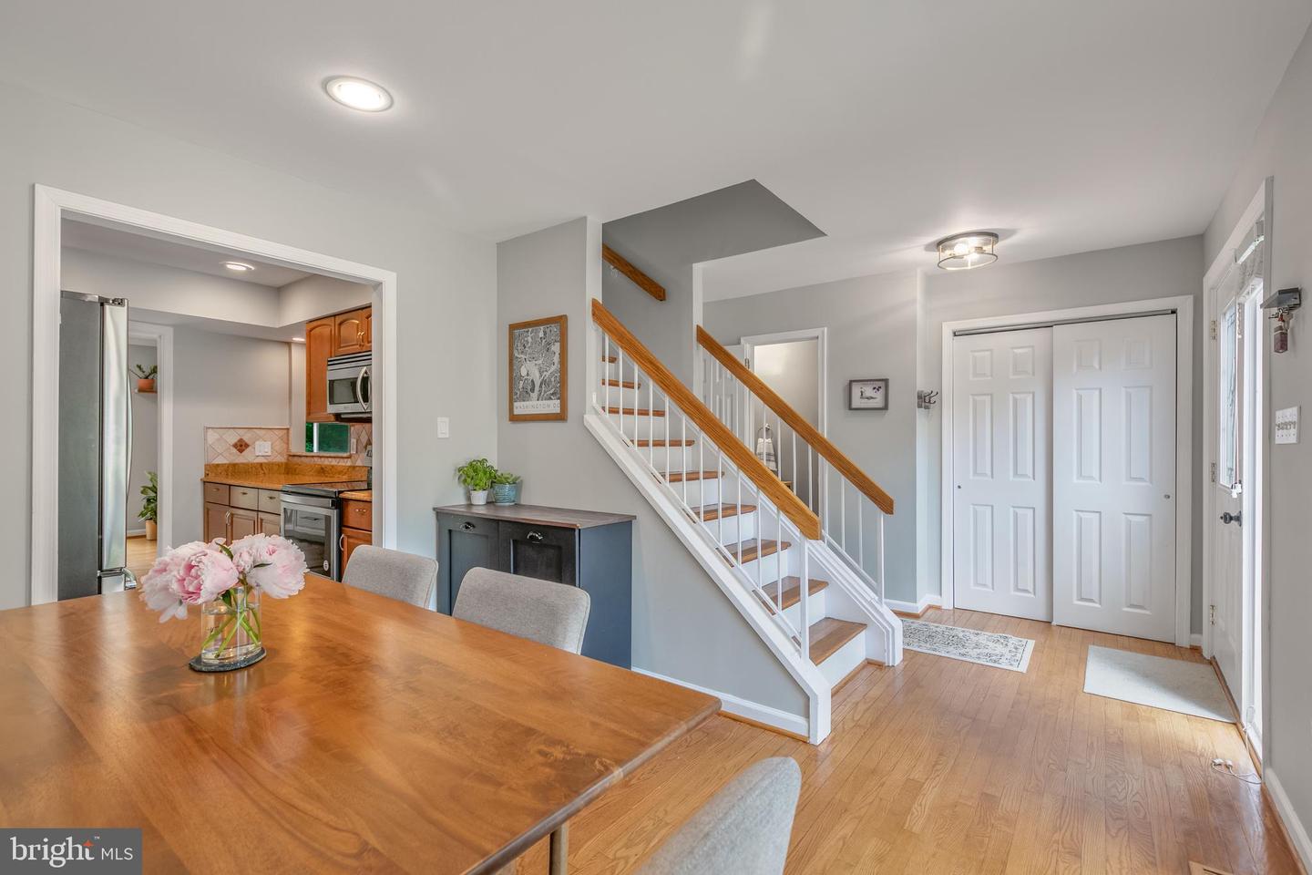 3048 Sugar Ln