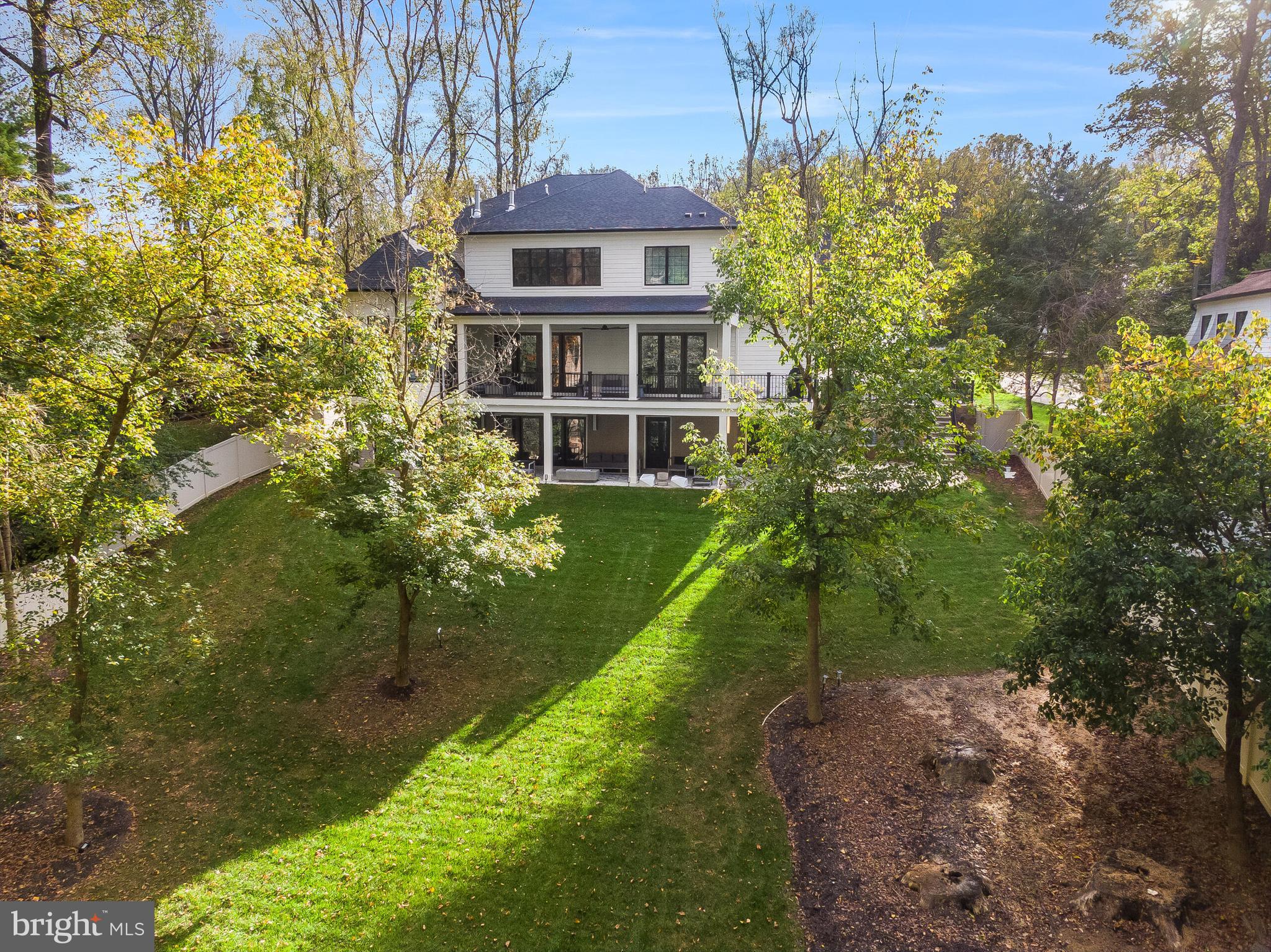 7002 RIVER OAKS DRIVE