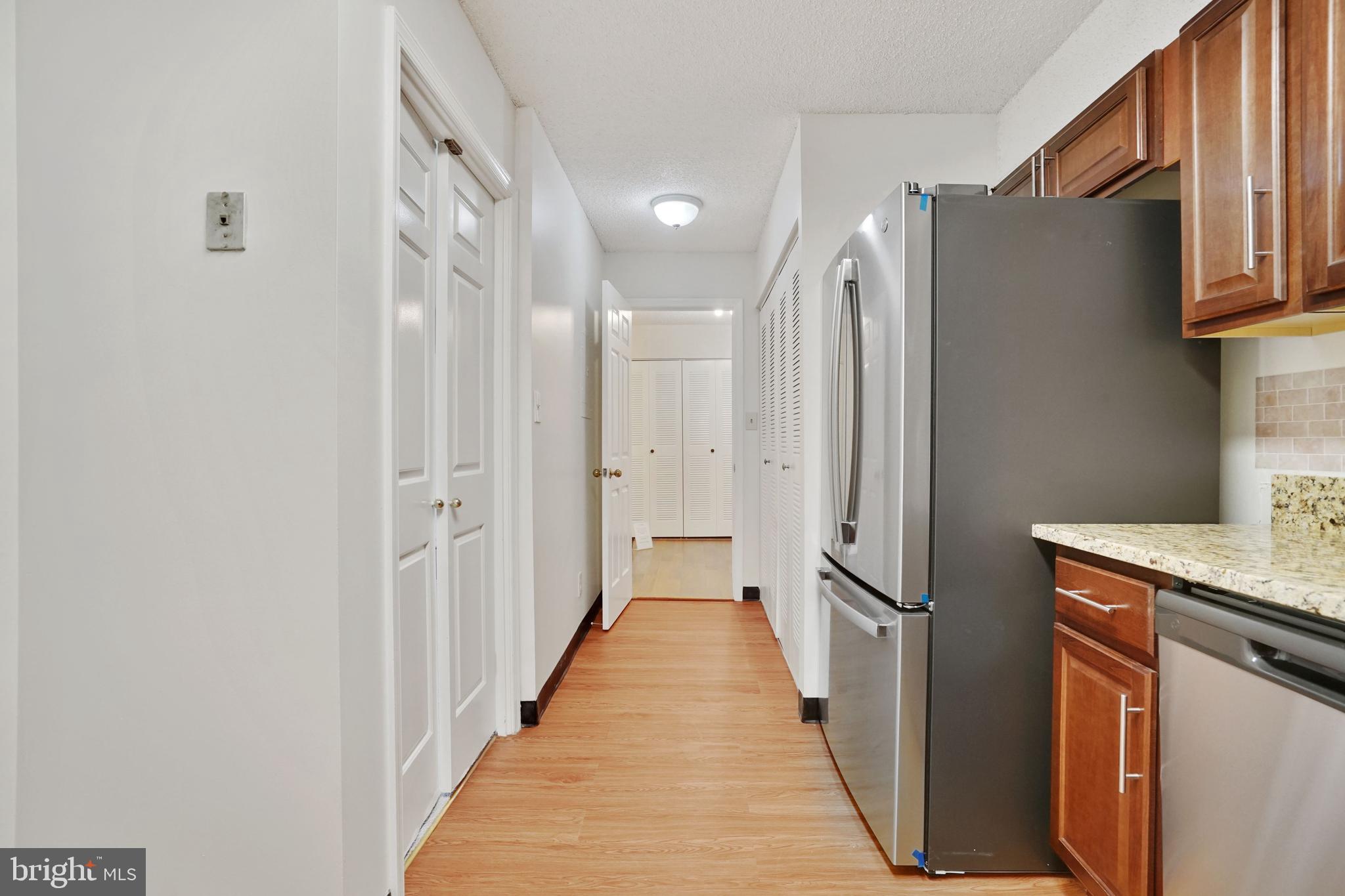 3800 POWELL LANE 813