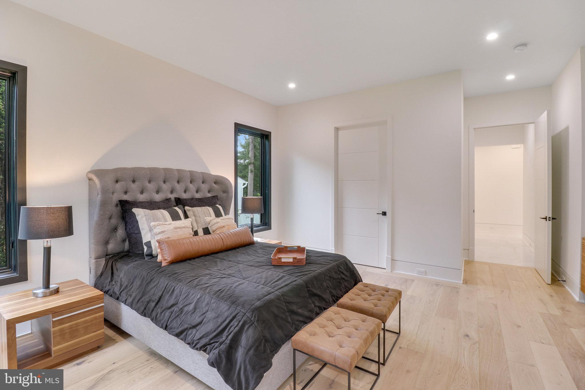 7816 GEORGETOWN PIKE