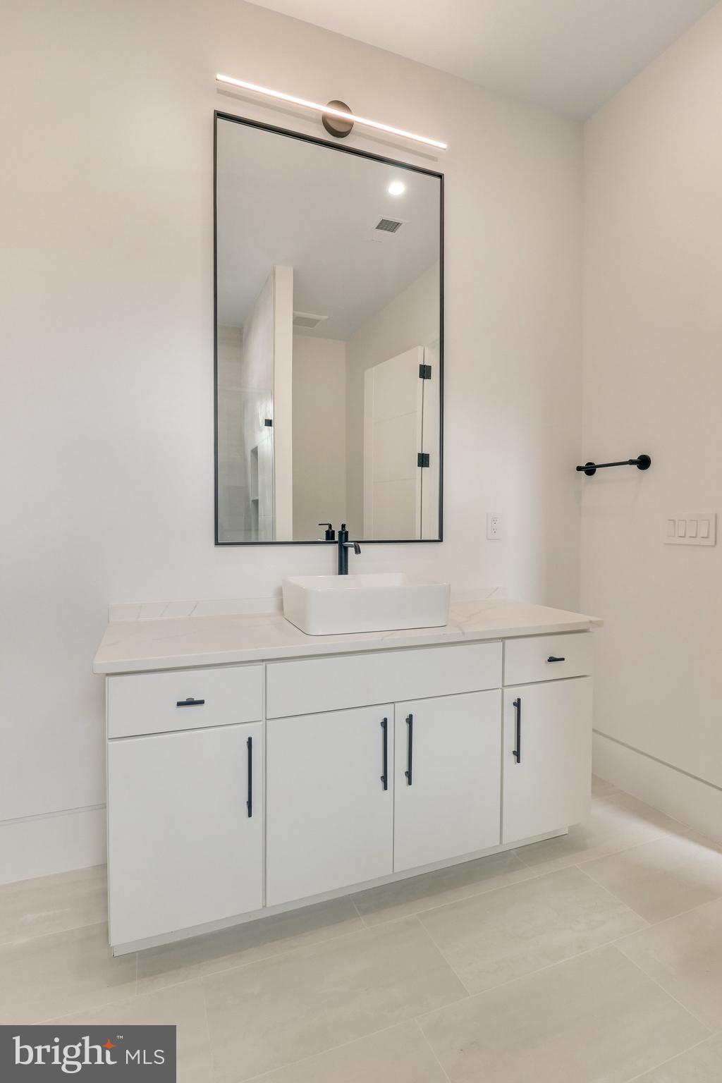 7816 GEORGETOWN PIKE