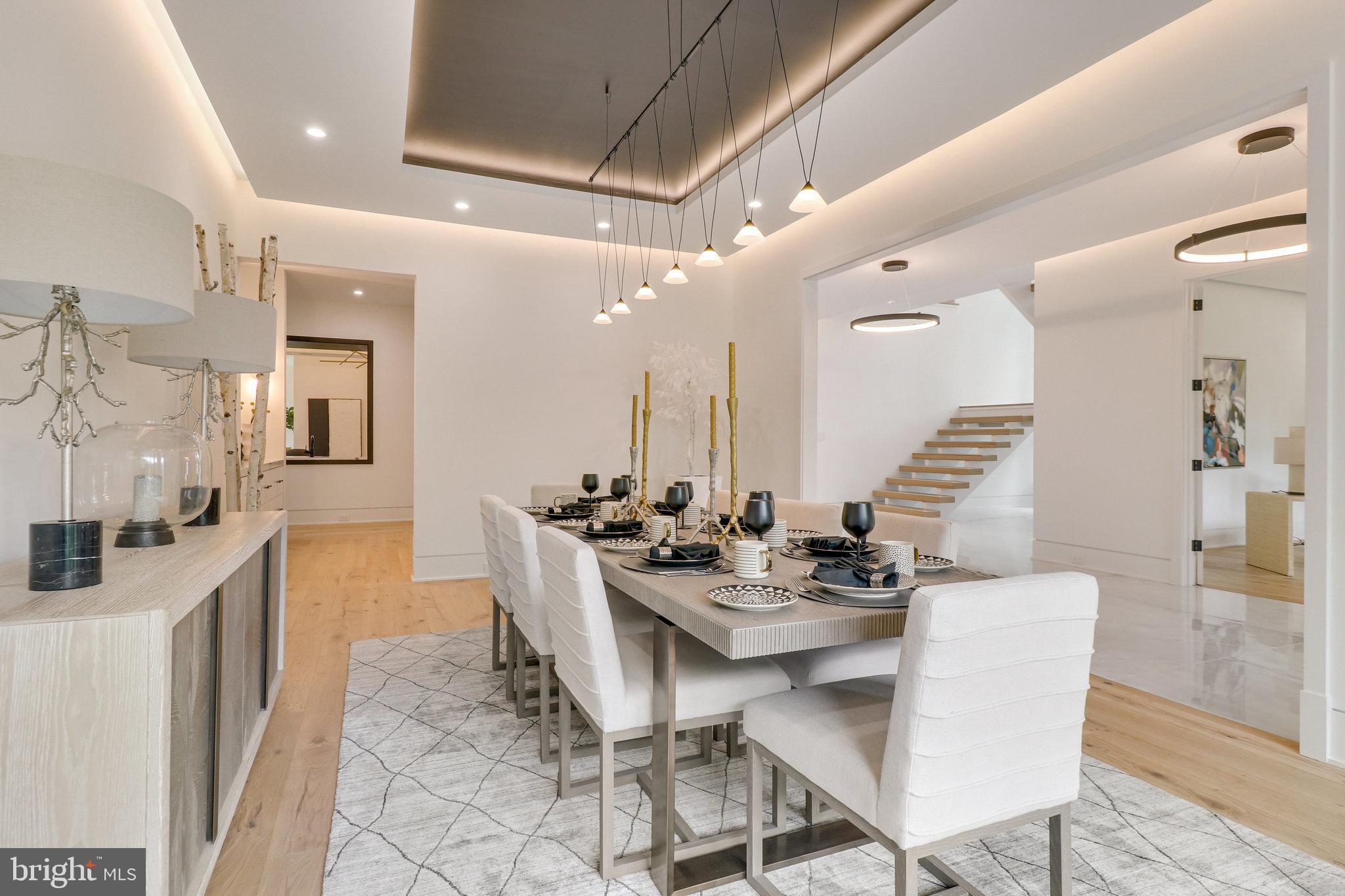 7816 GEORGETOWN PIKE