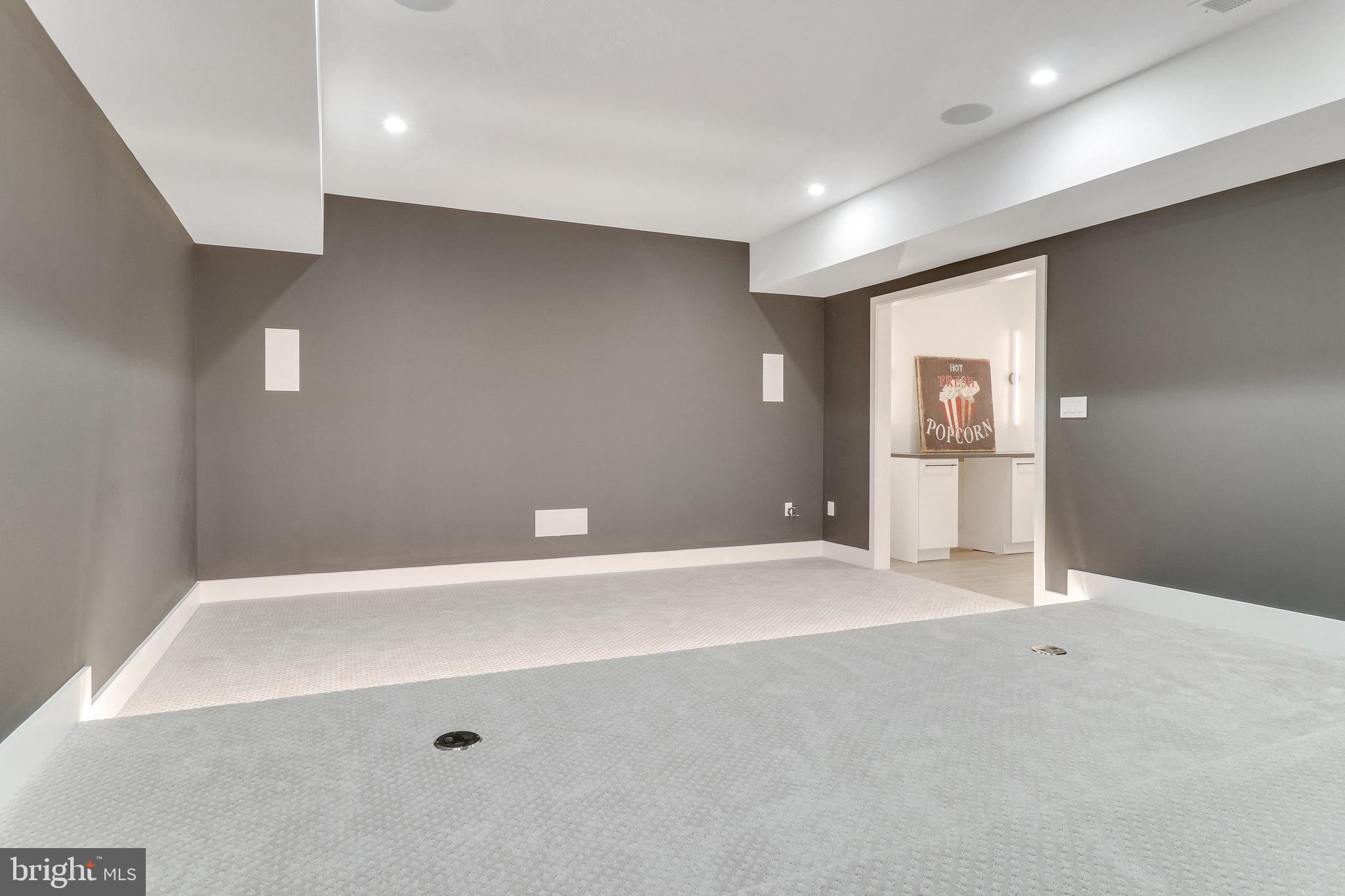 7816 GEORGETOWN PIKE