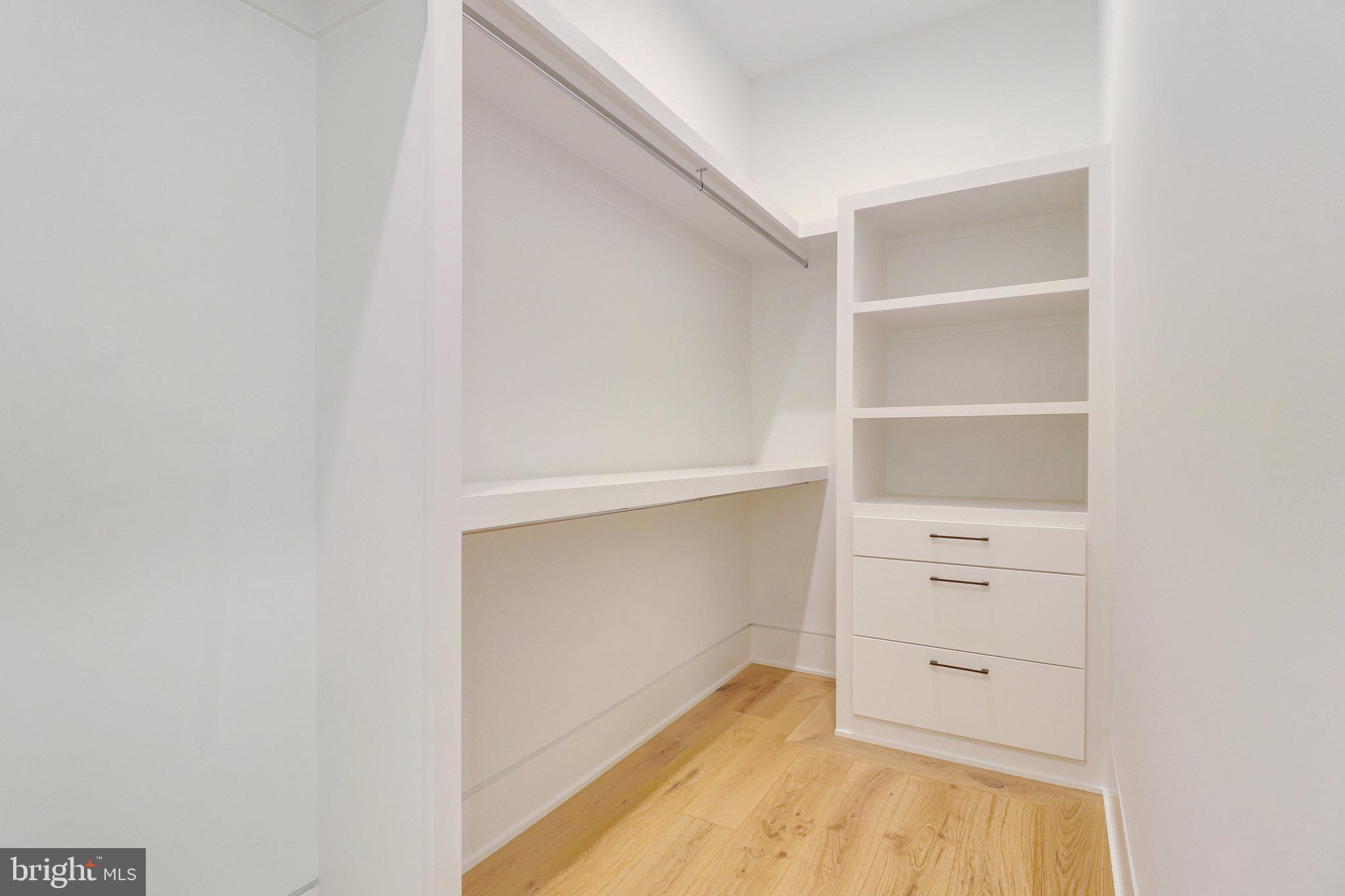 7816 GEORGETOWN PIKE