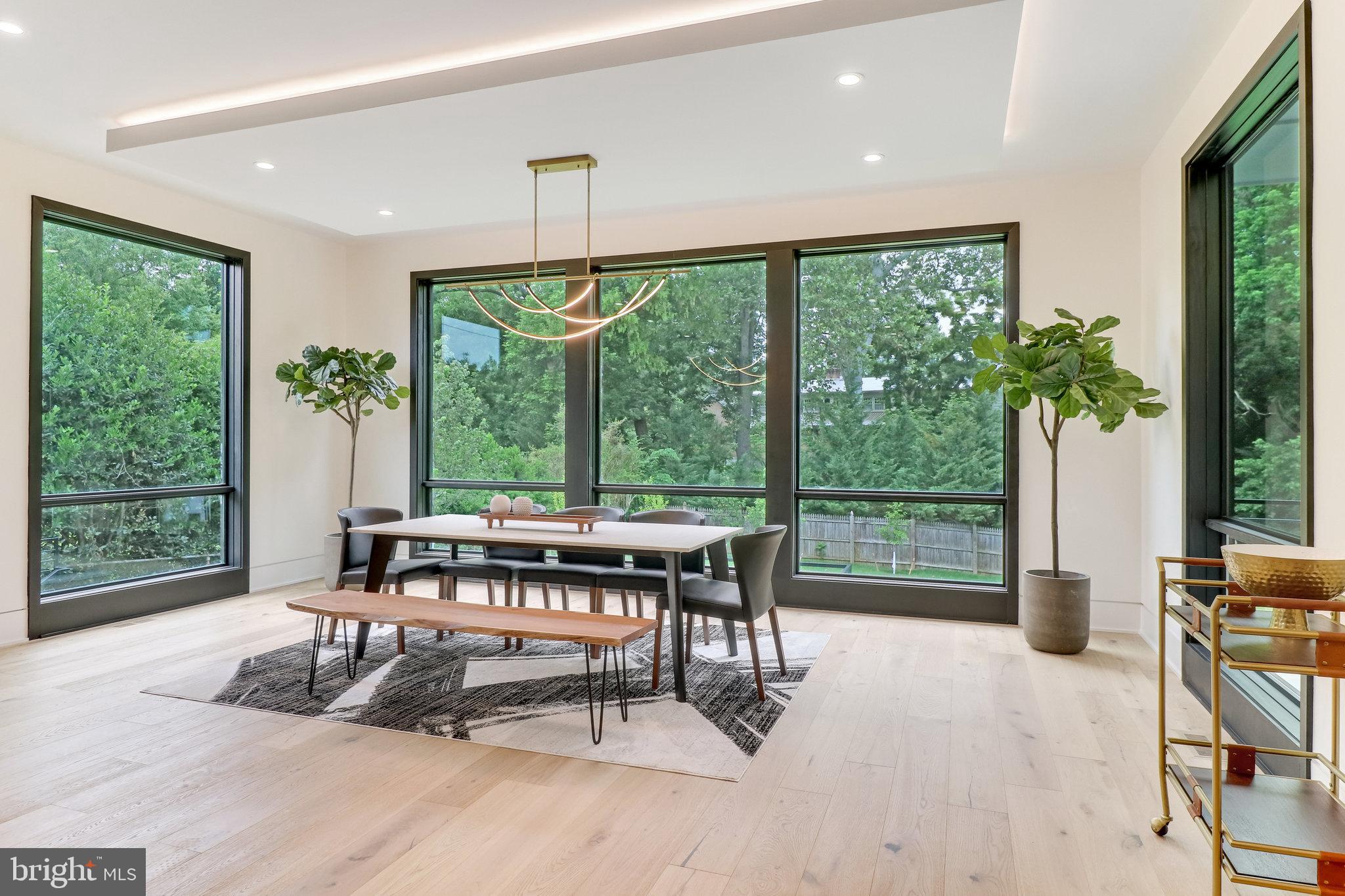 7816 GEORGETOWN PIKE