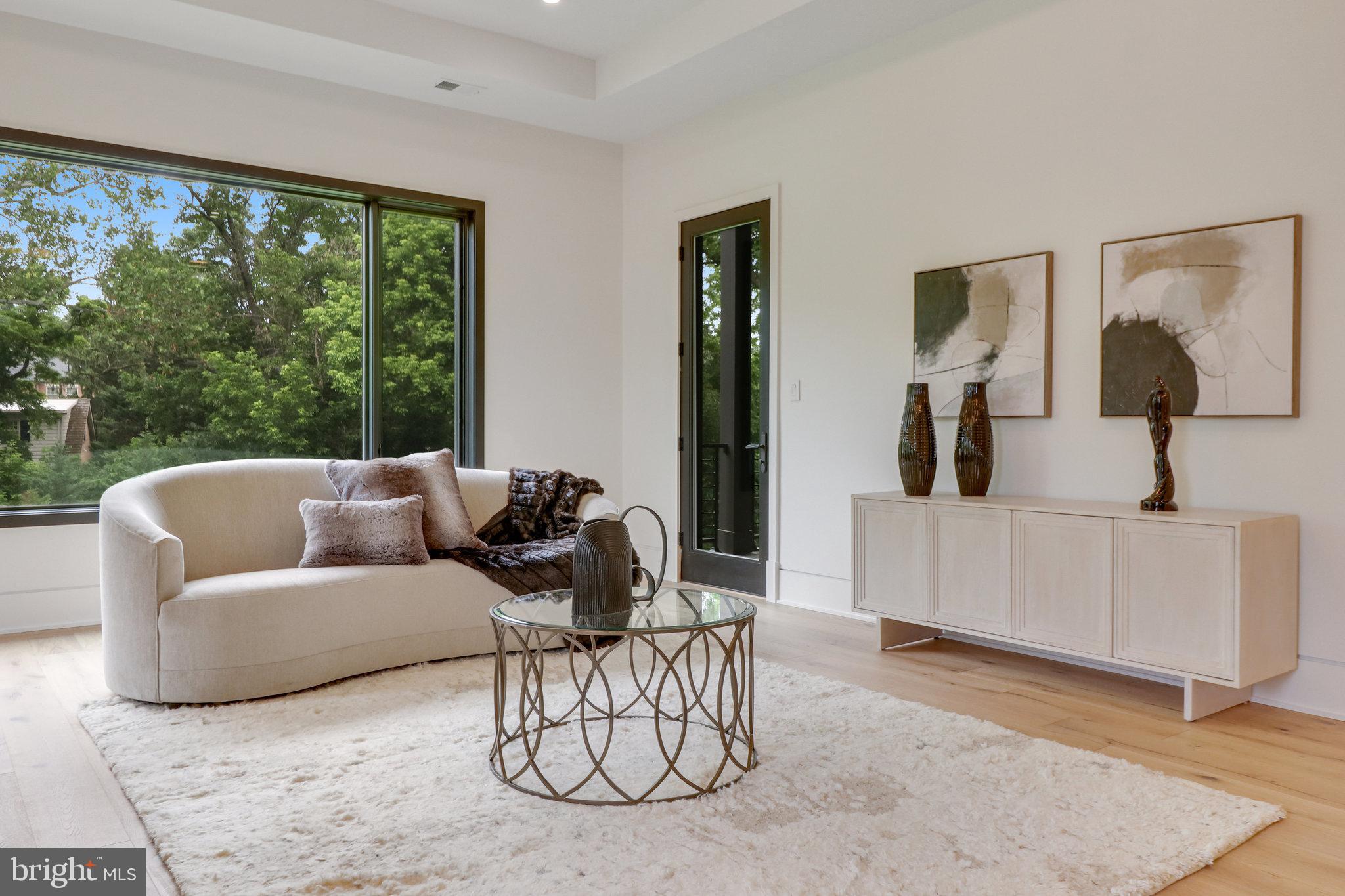 7816 GEORGETOWN PIKE