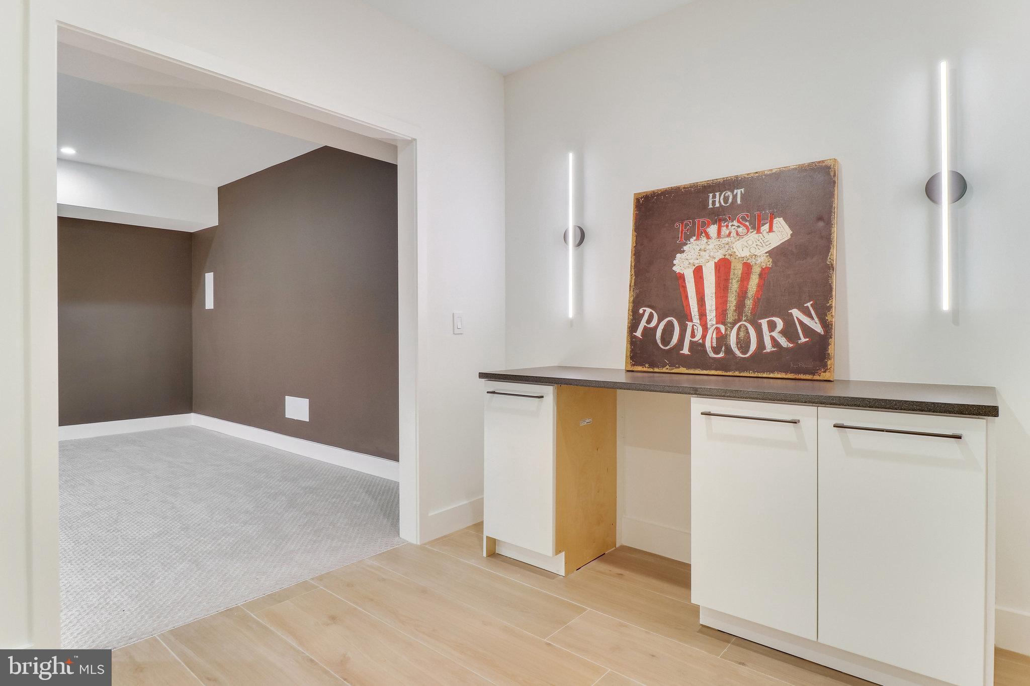 7816 GEORGETOWN PIKE