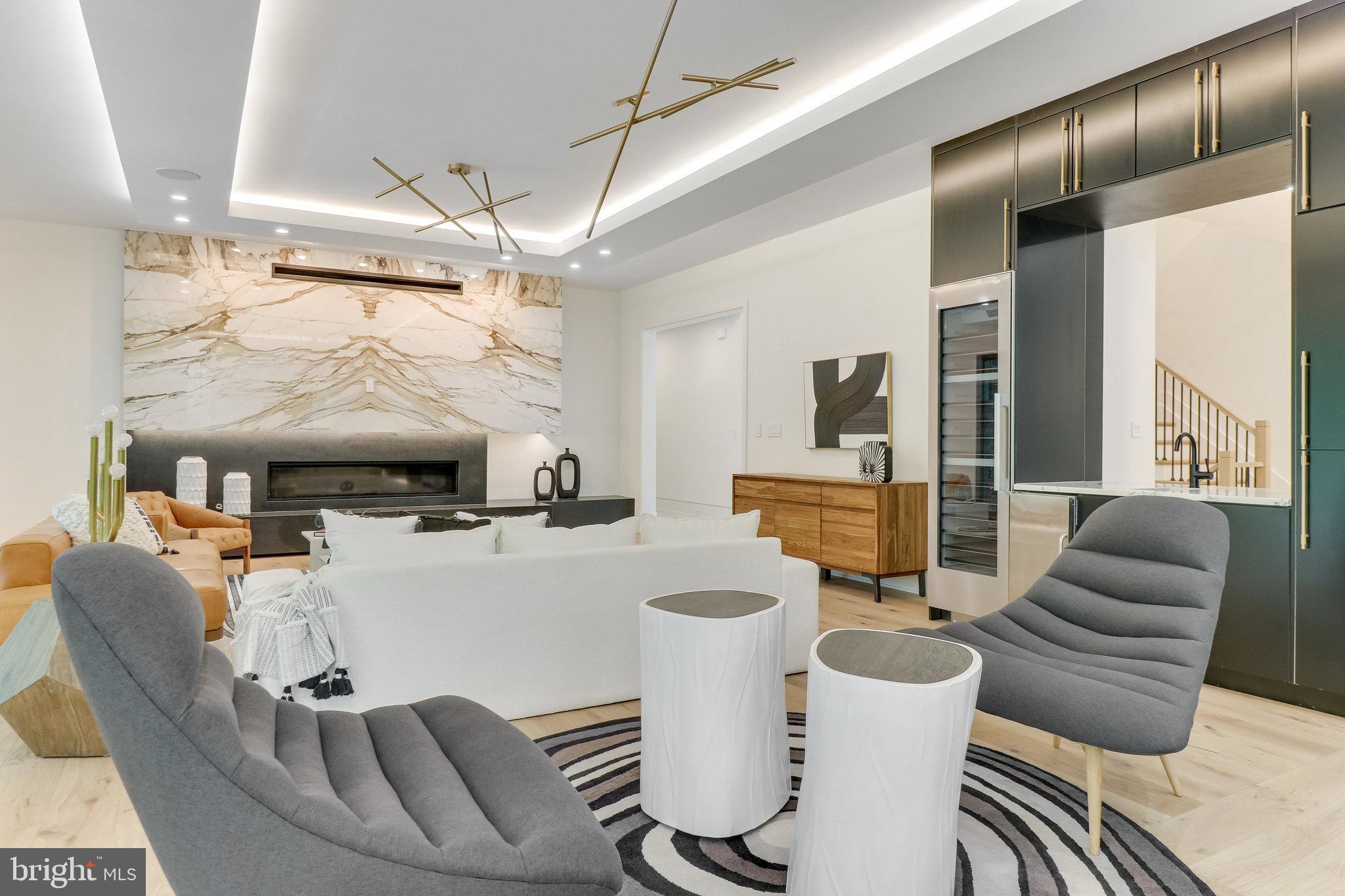 7816 GEORGETOWN PIKE