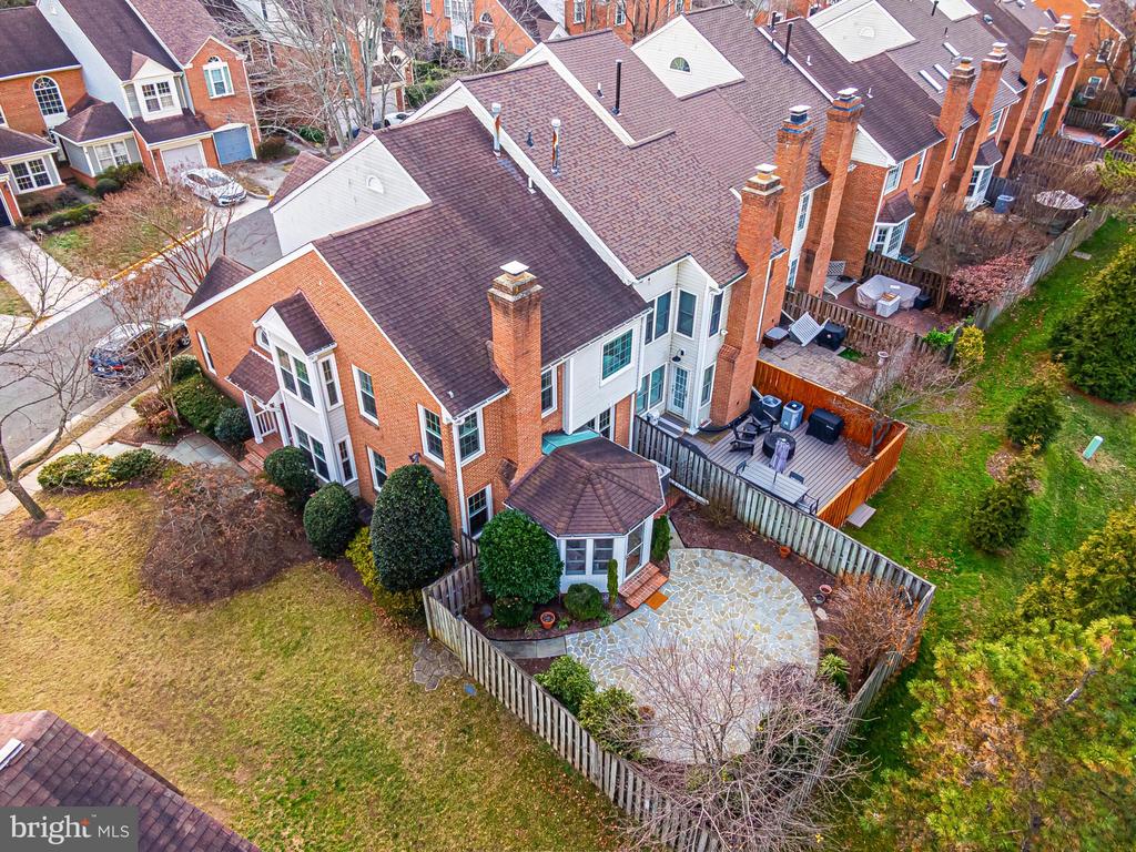 1824 DUFFIELD LANE