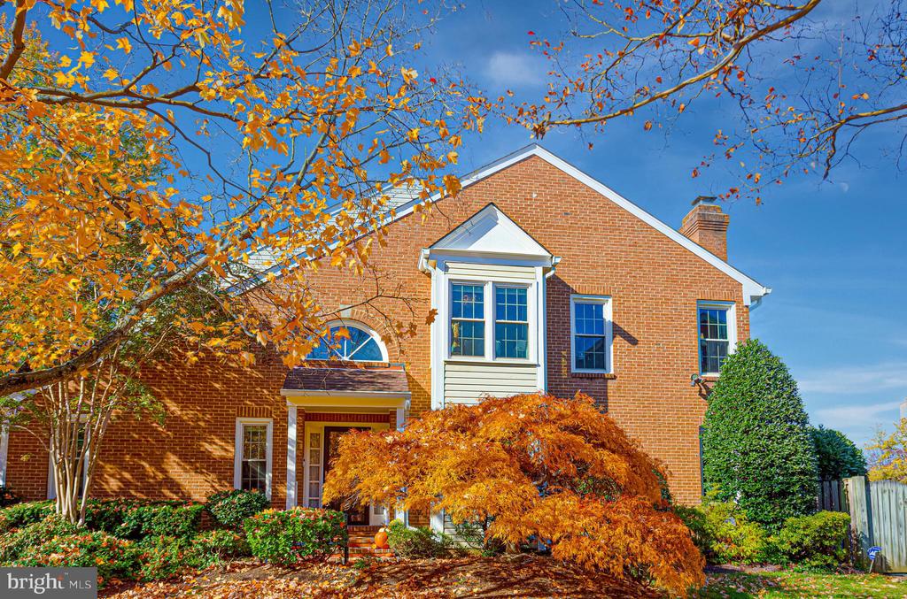 1824 DUFFIELD LANE