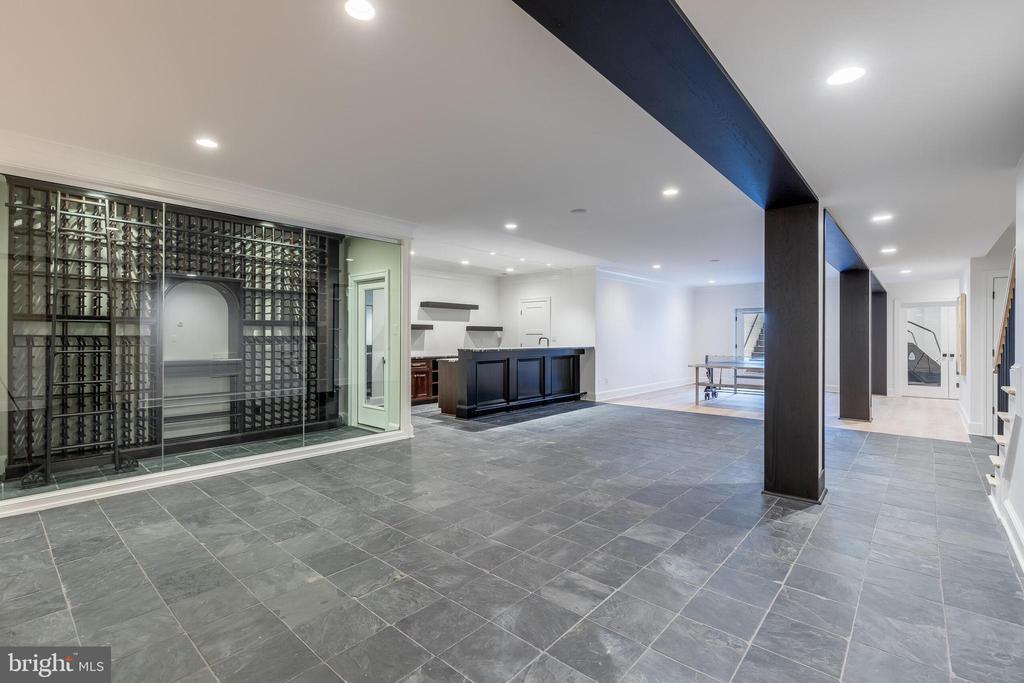 6704 LUPINE LANE
