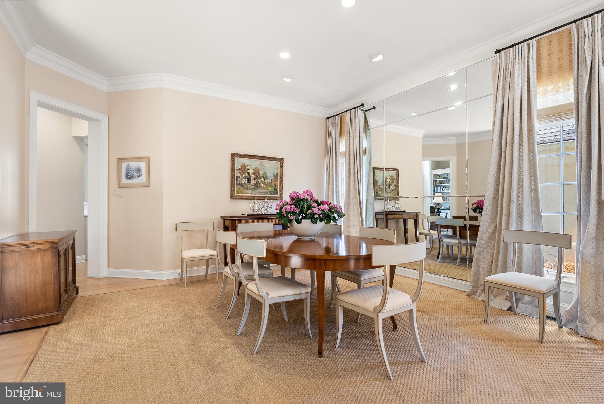 7440 OLD MAPLE SQUARE