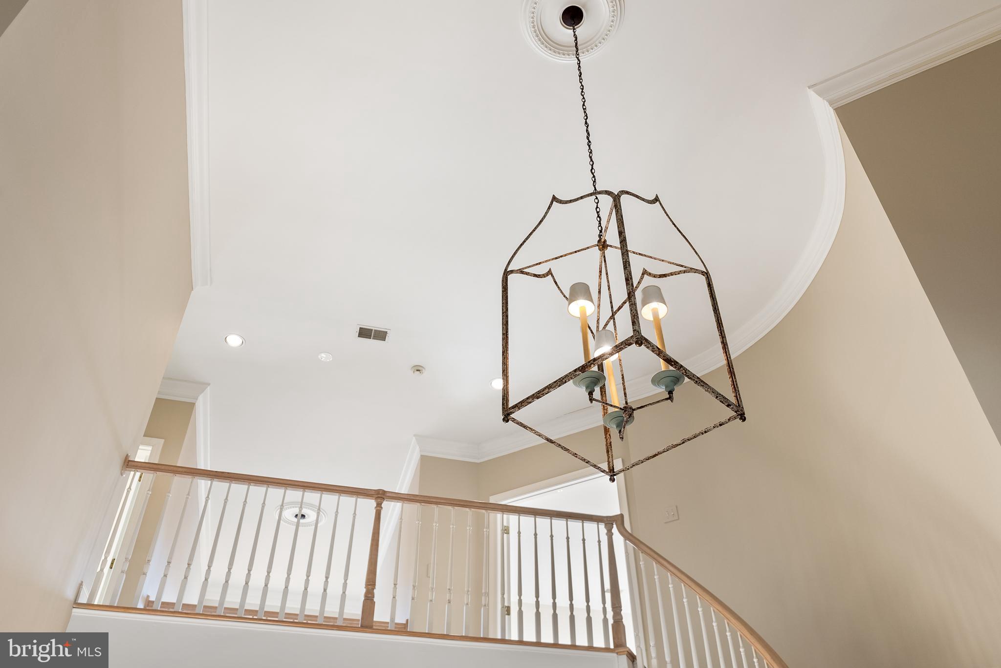 7440 OLD MAPLE SQUARE