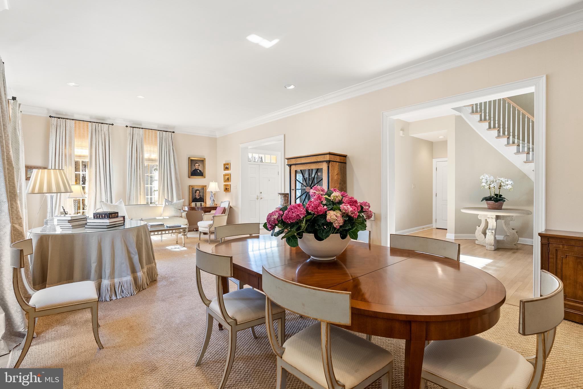 7440 OLD MAPLE SQUARE