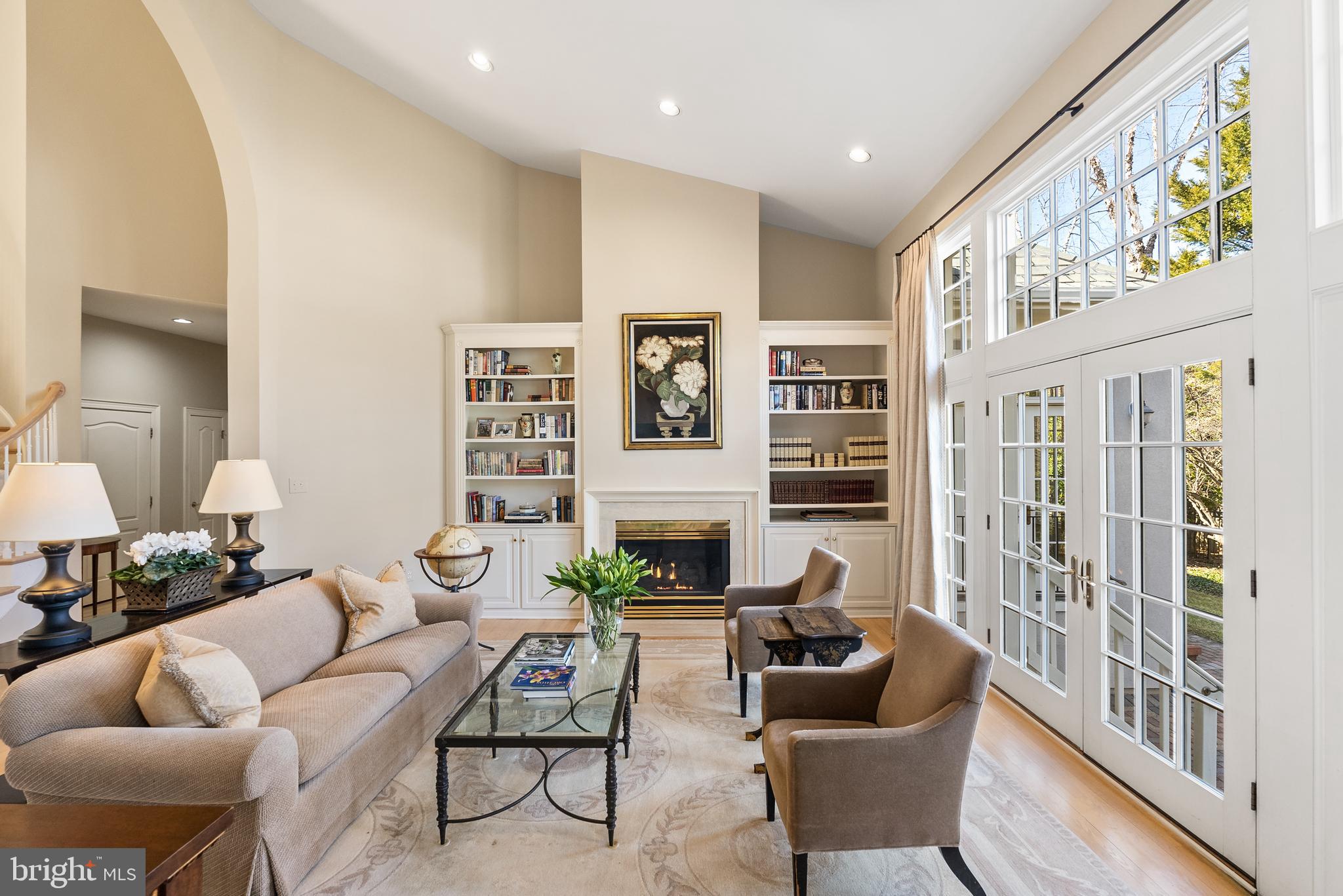 7440 OLD MAPLE SQUARE