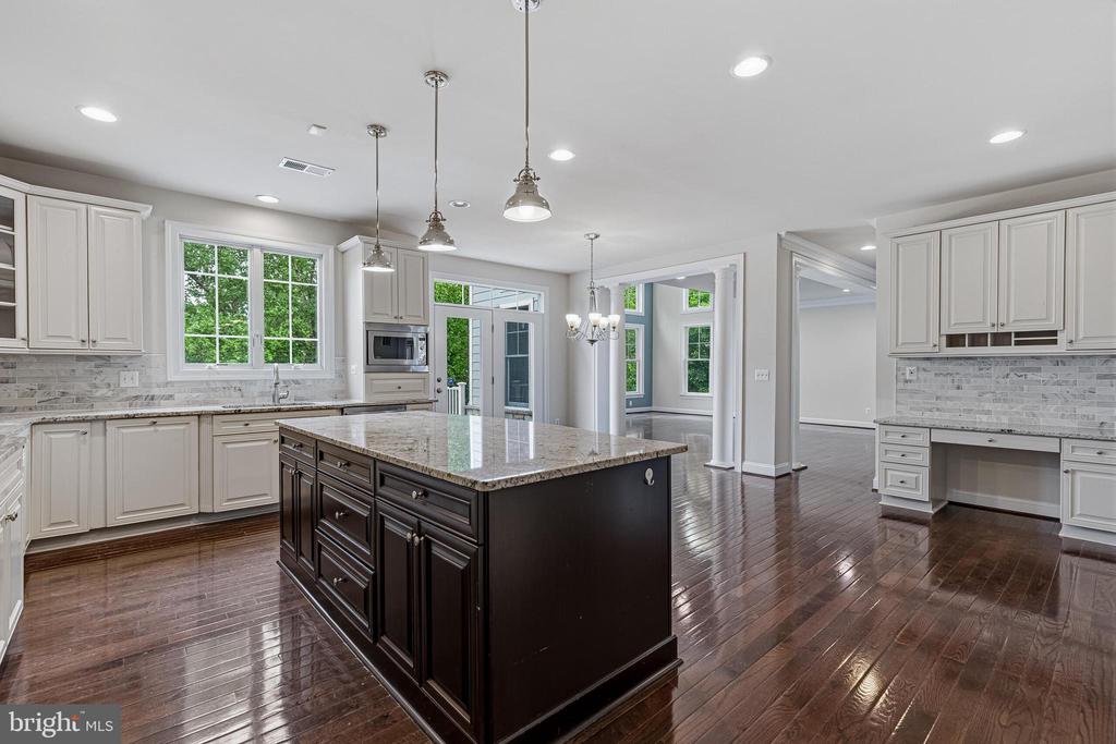 1751 TYSONS CREST LANE