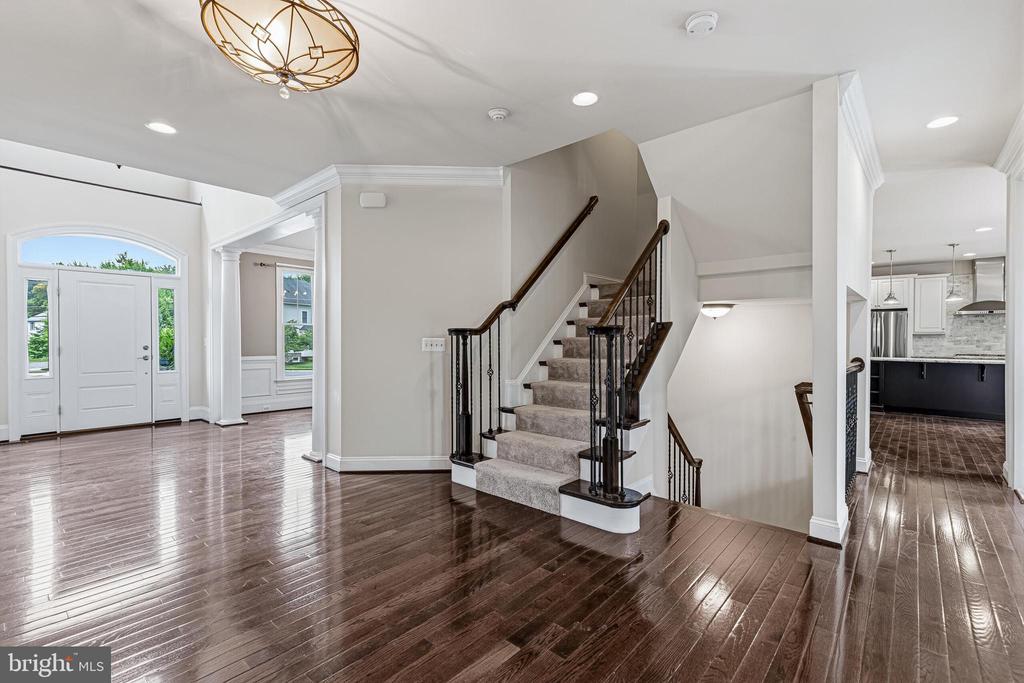 1751 TYSONS CREST LANE
