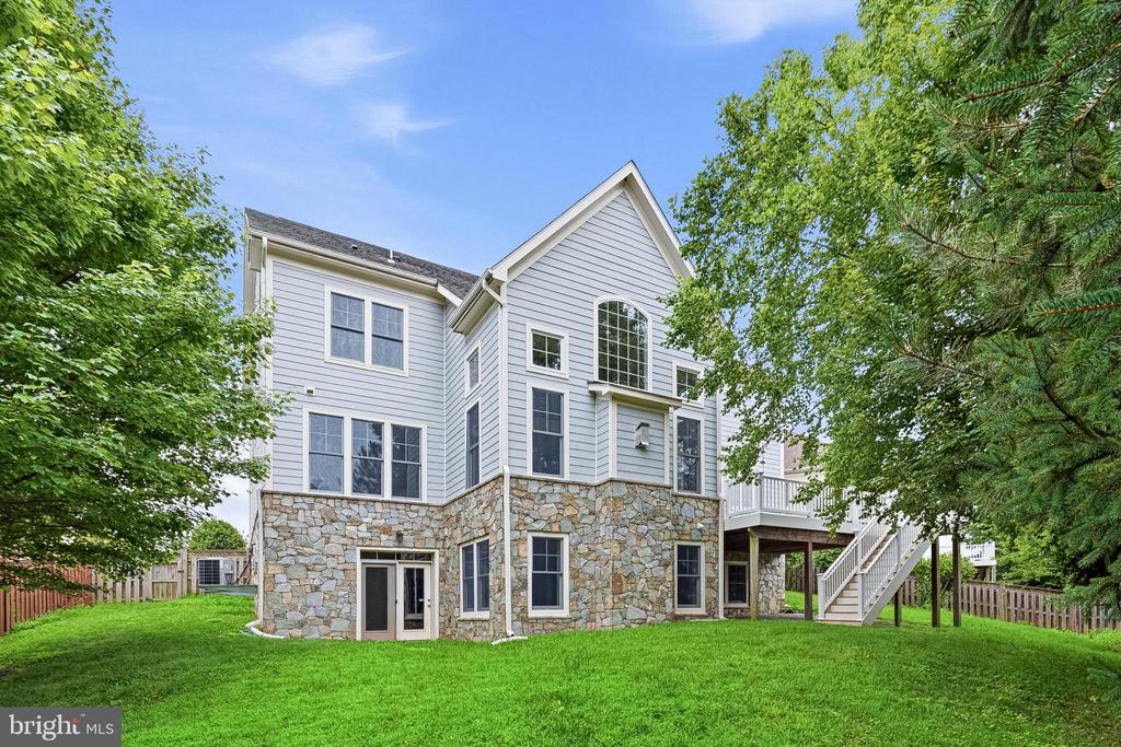 1751 TYSONS CREST LANE