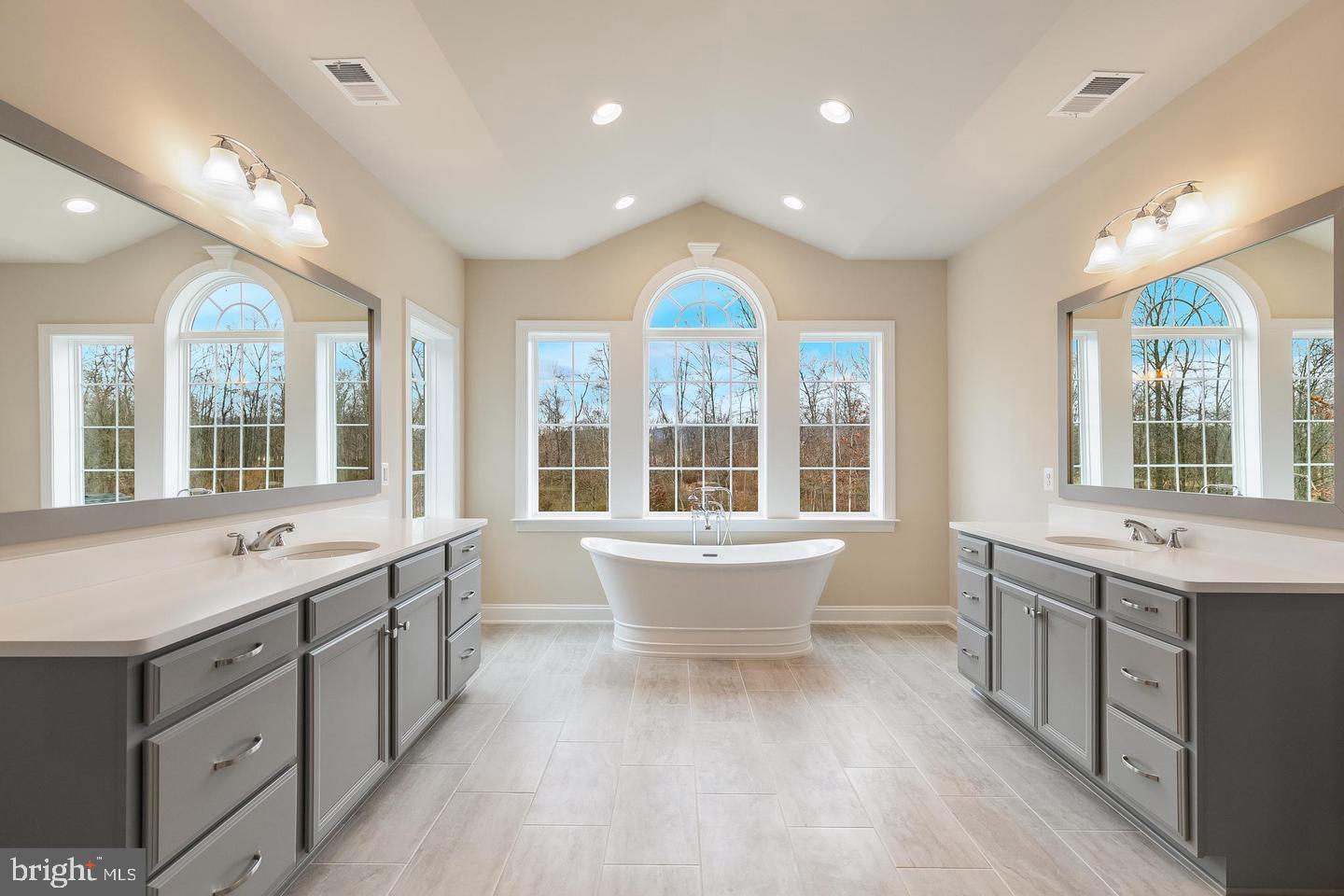 21881 Willisville Rd