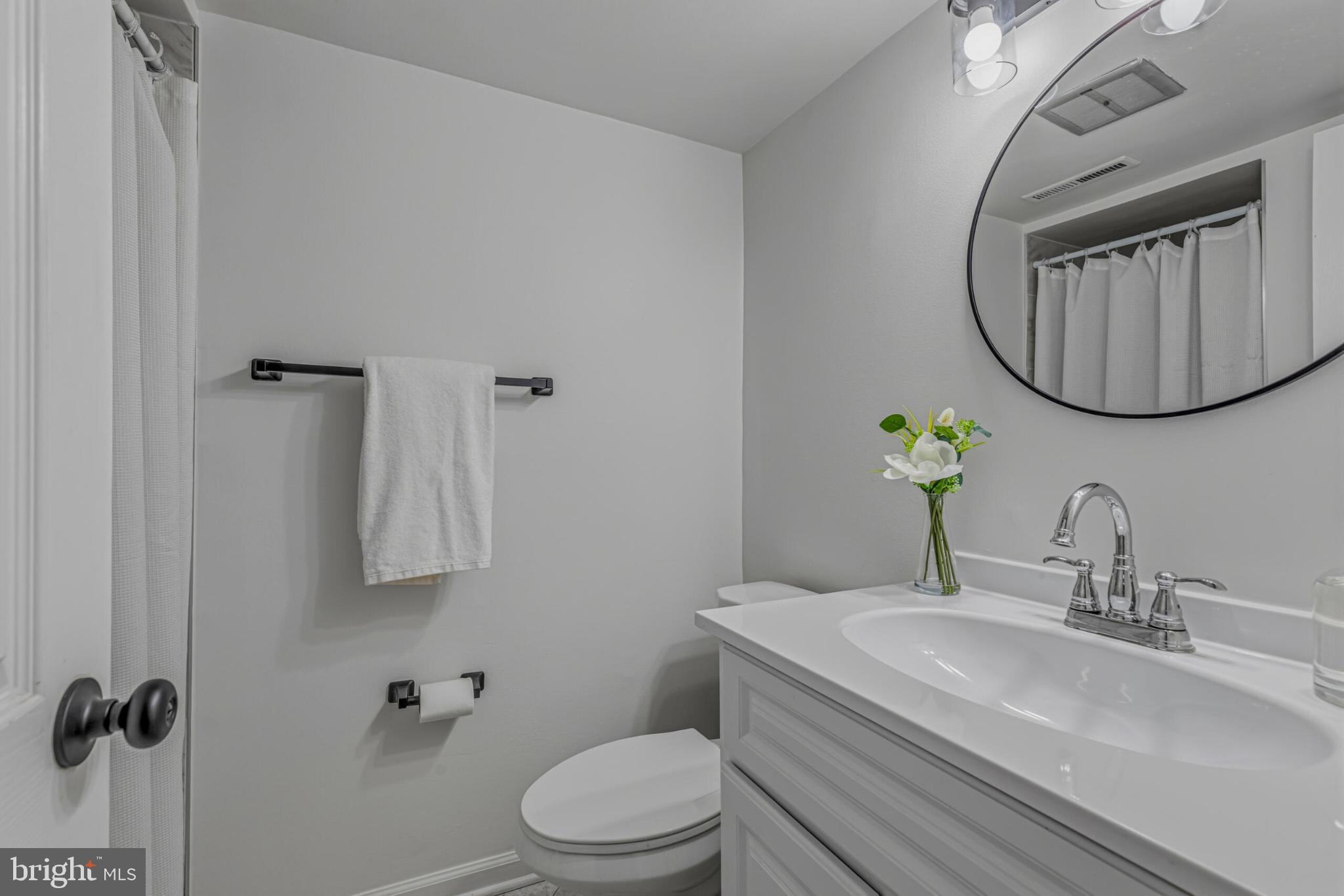 13005 KINGSWELL DRIVE