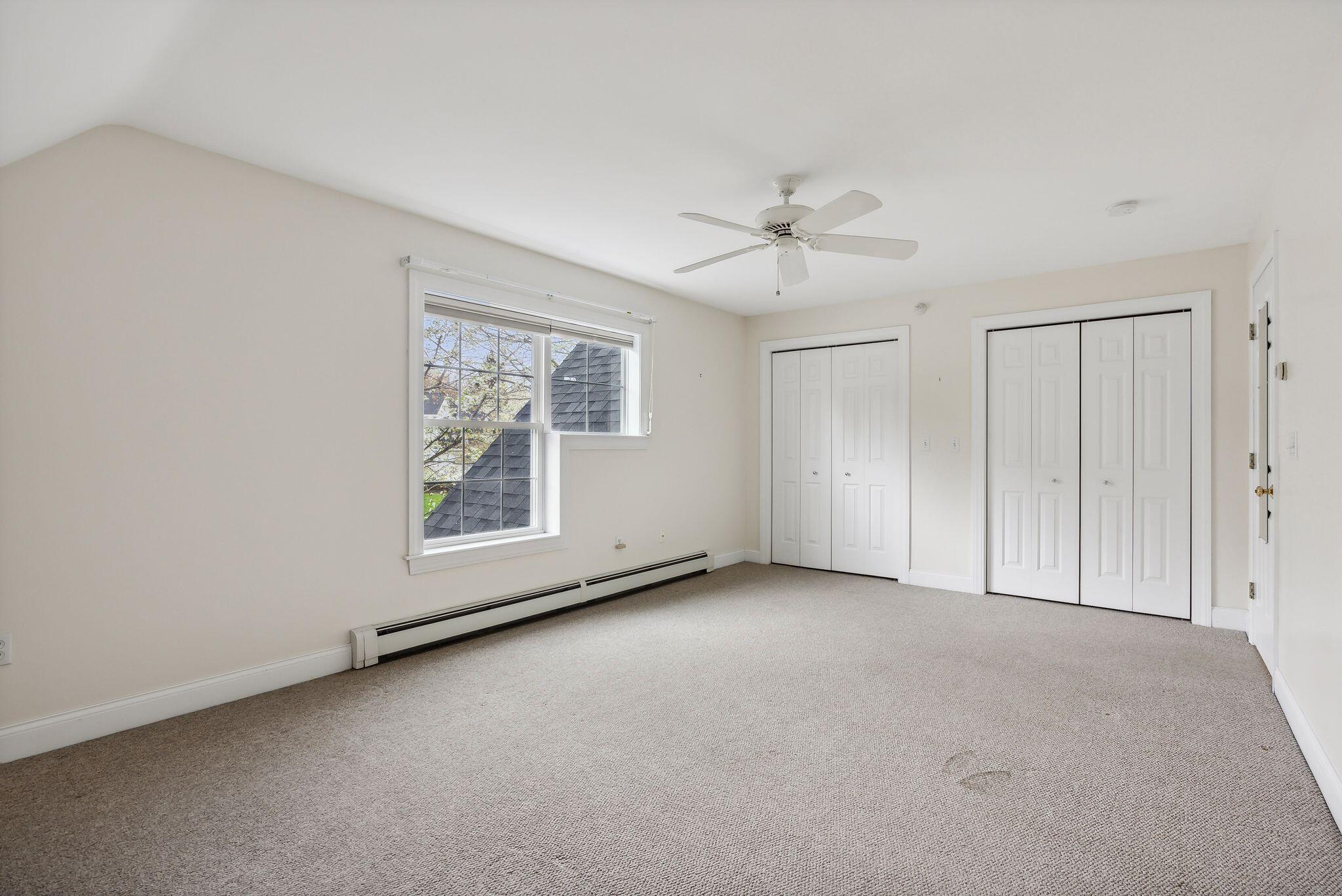 65 Delaware Court, E1