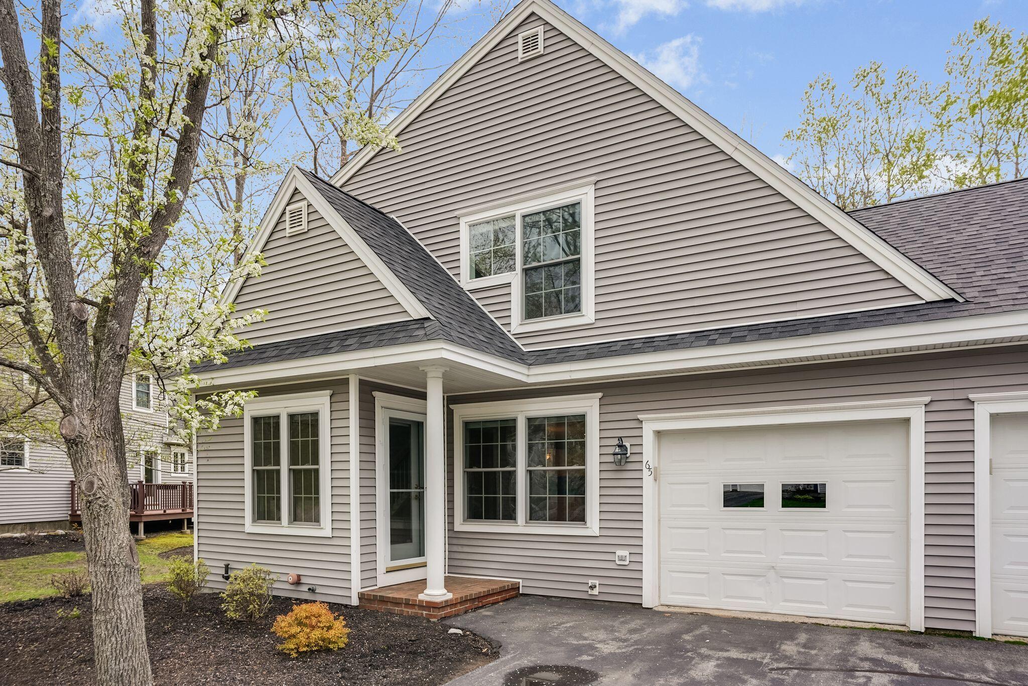 65 Delaware Court, E1