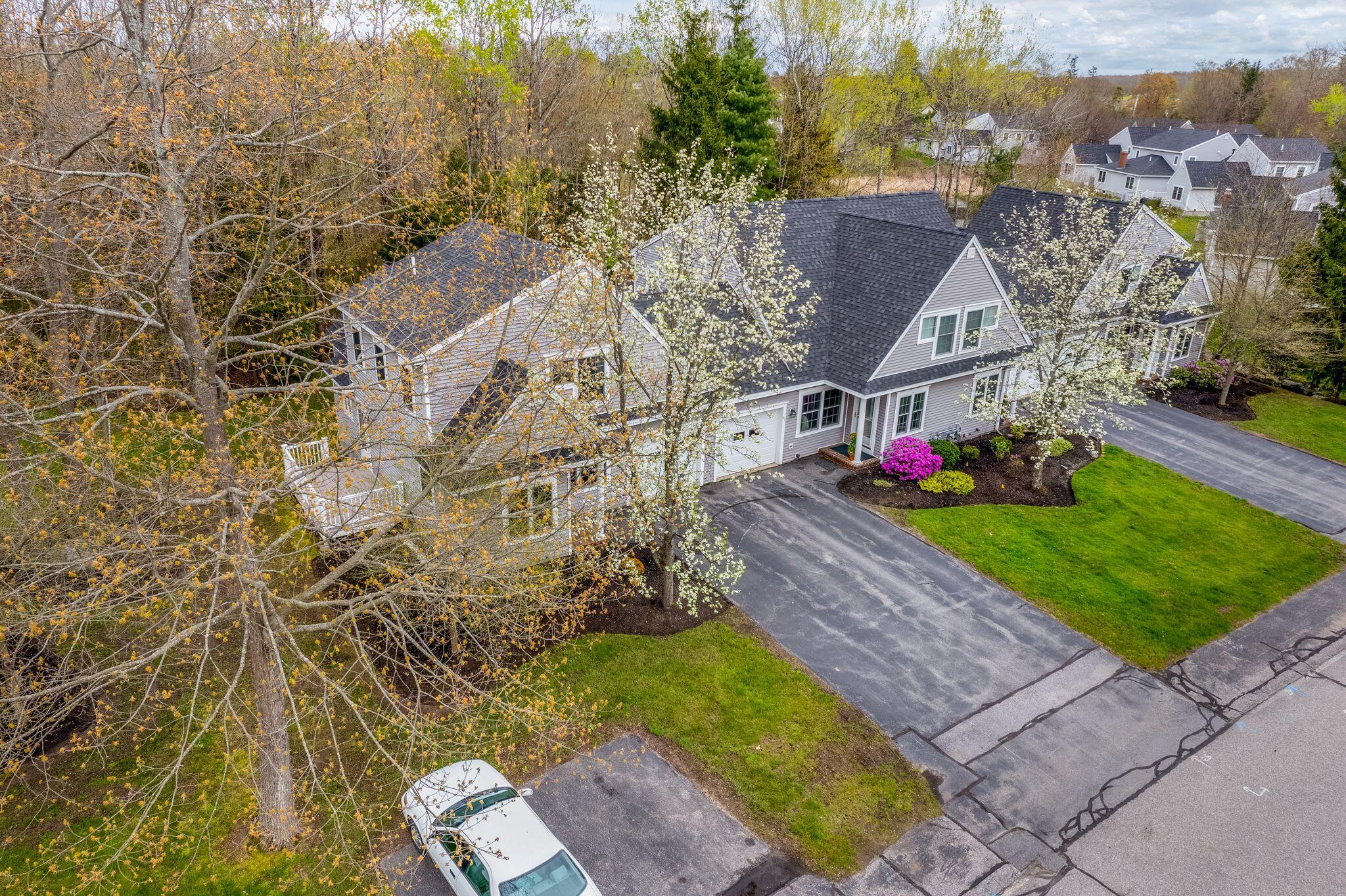 65 Delaware Court, E1