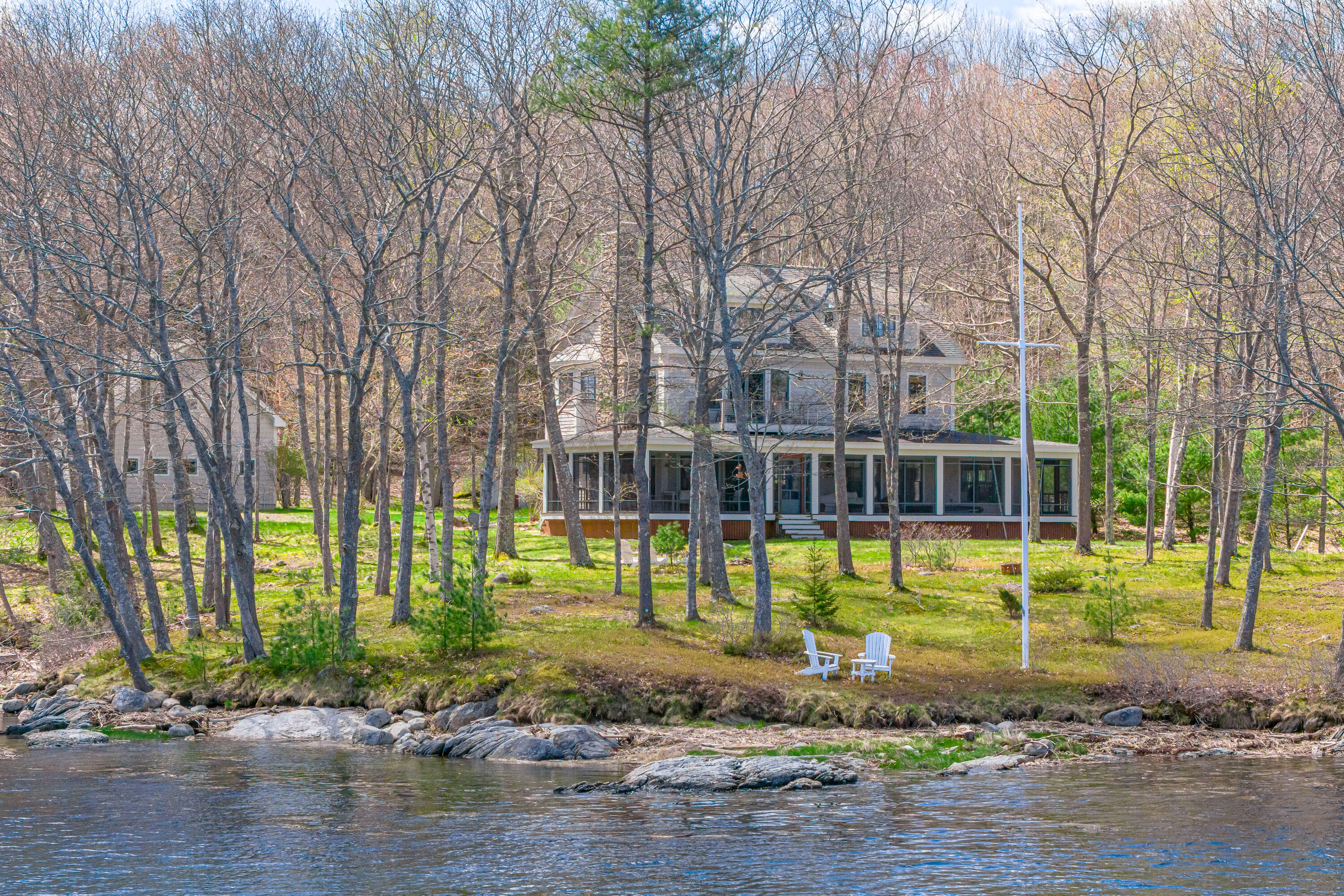 398 North End Road