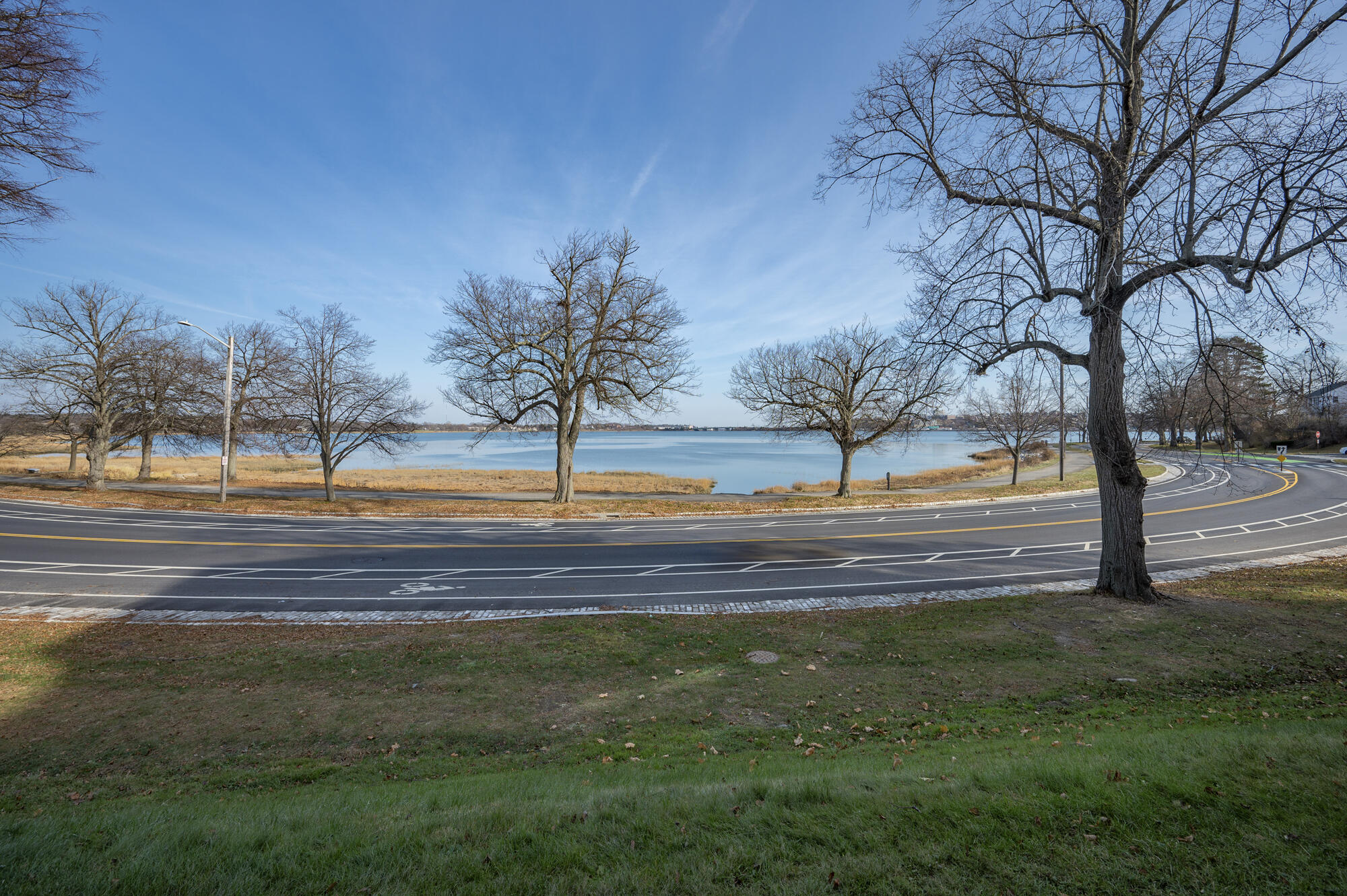 290 Baxter Boulevard, B3