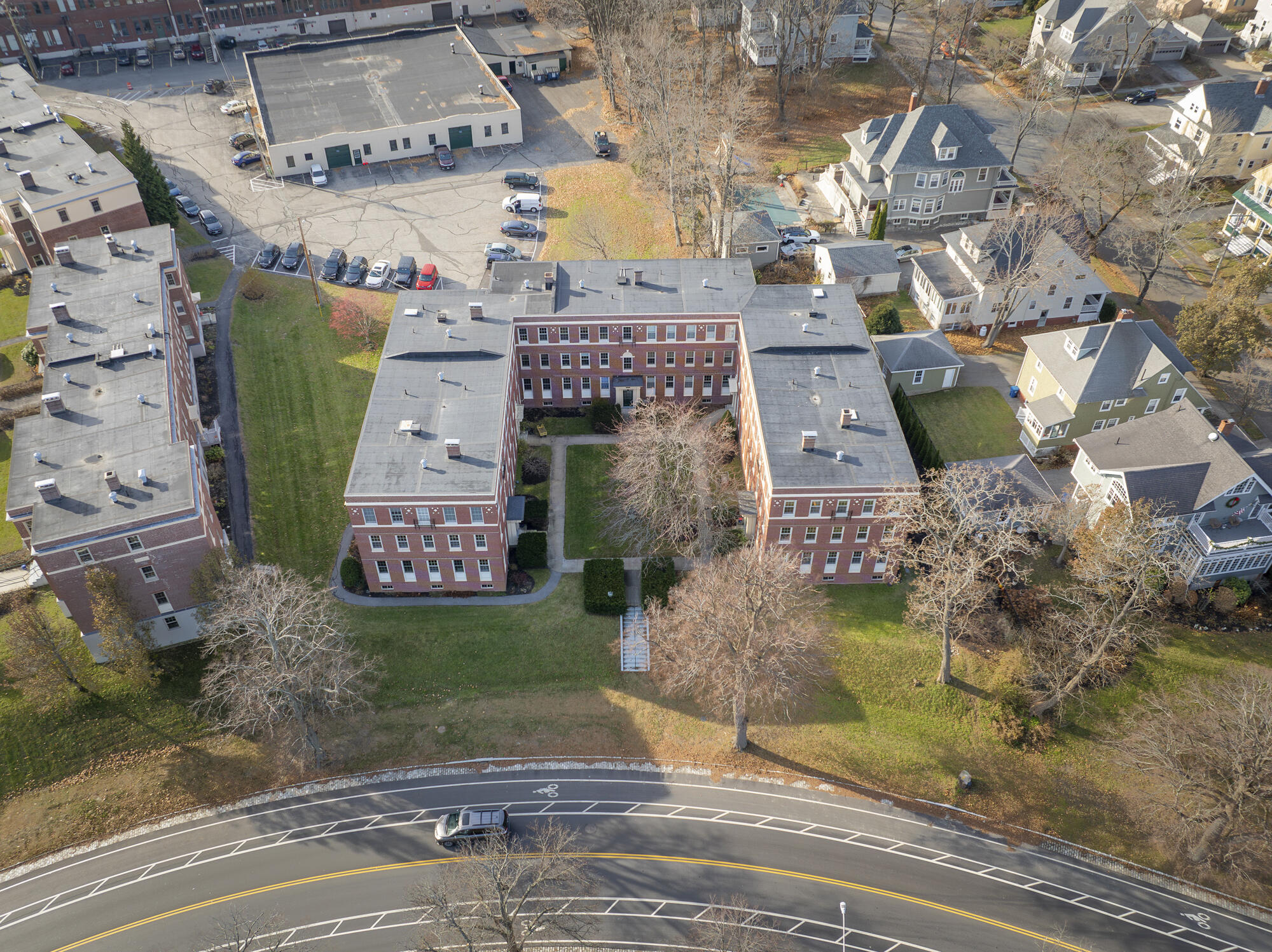 290 Baxter Boulevard, B3