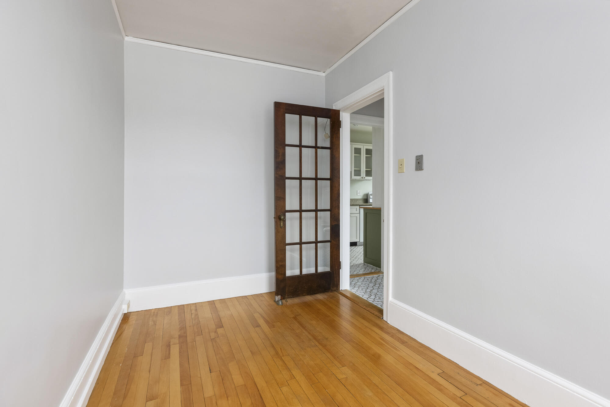 290 Baxter Boulevard, B3