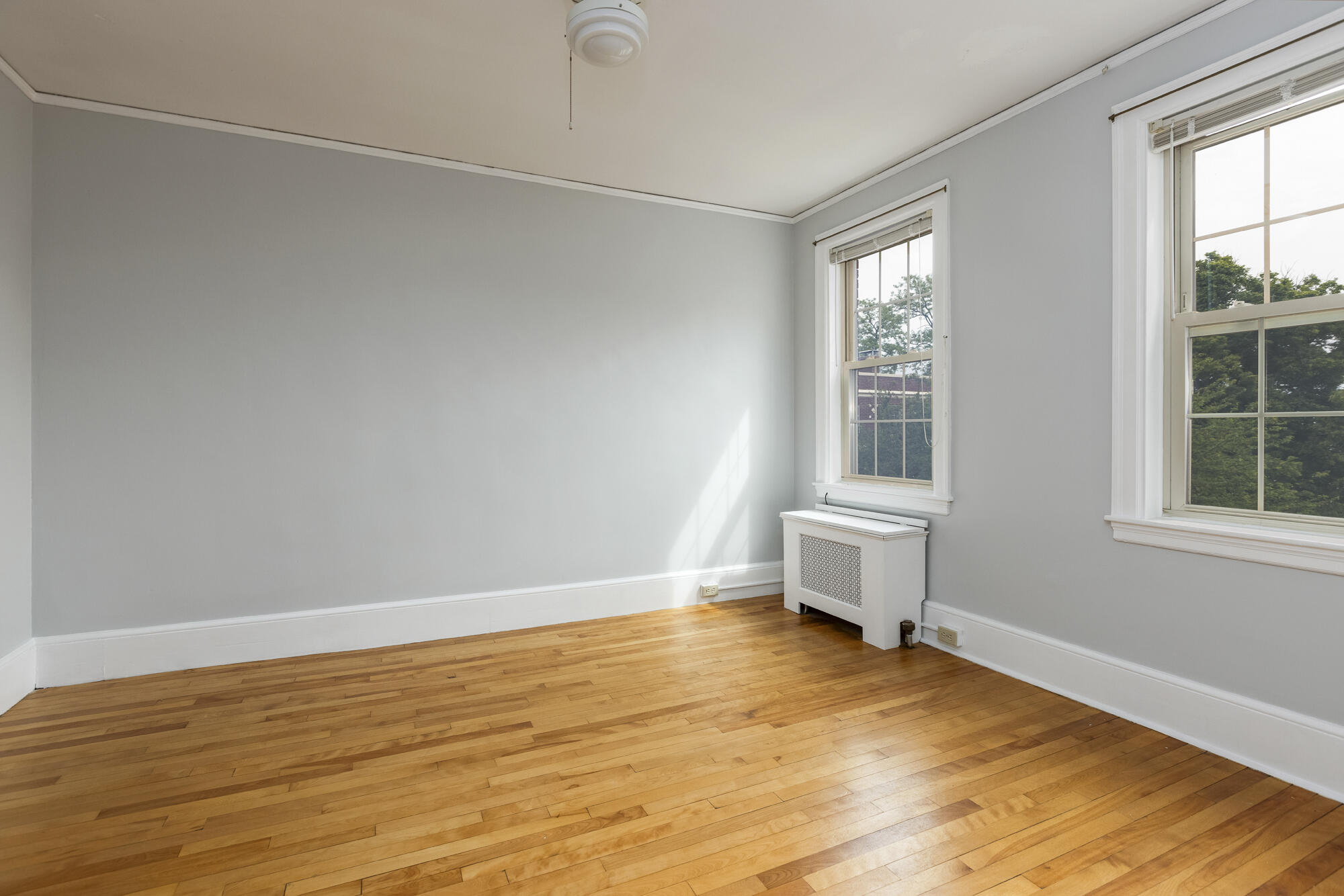 290 Baxter Boulevard, B3