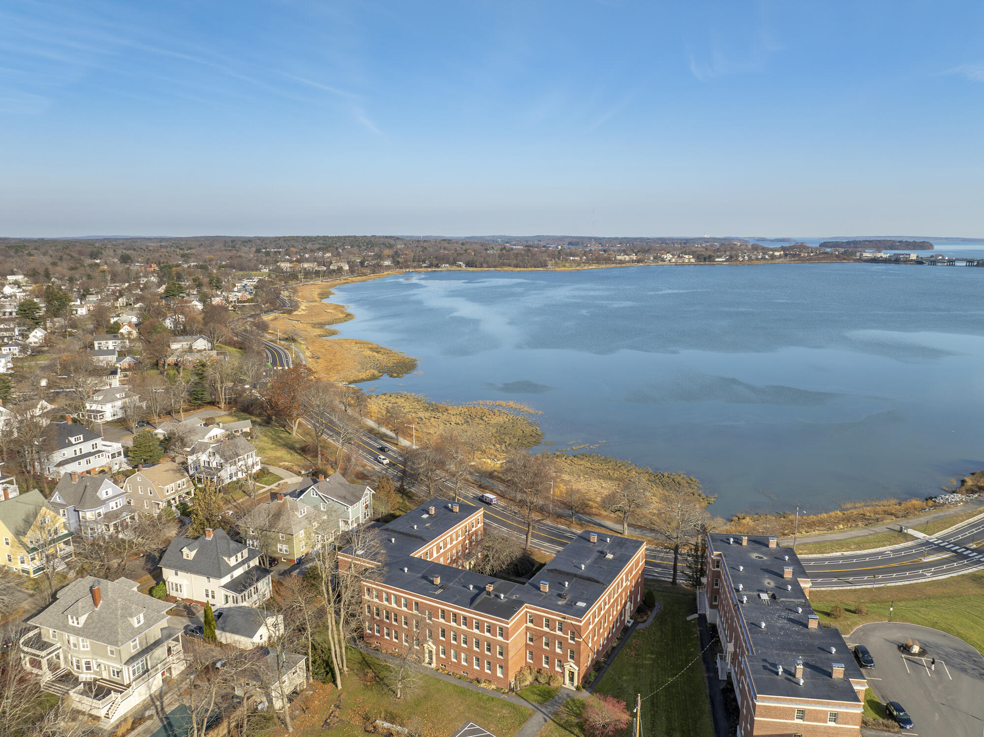 290 Baxter Boulevard, B3