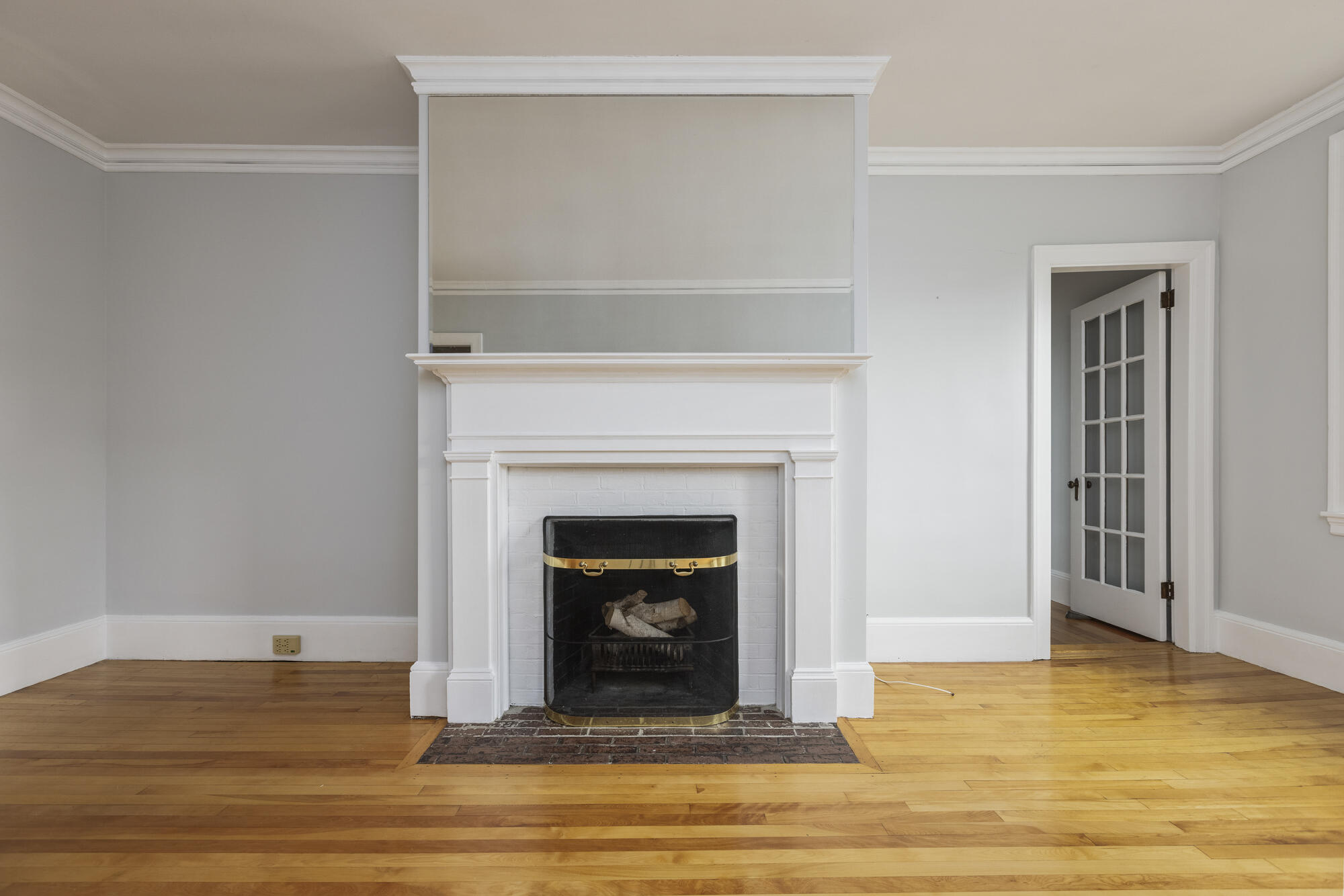 290 Baxter Boulevard, B3