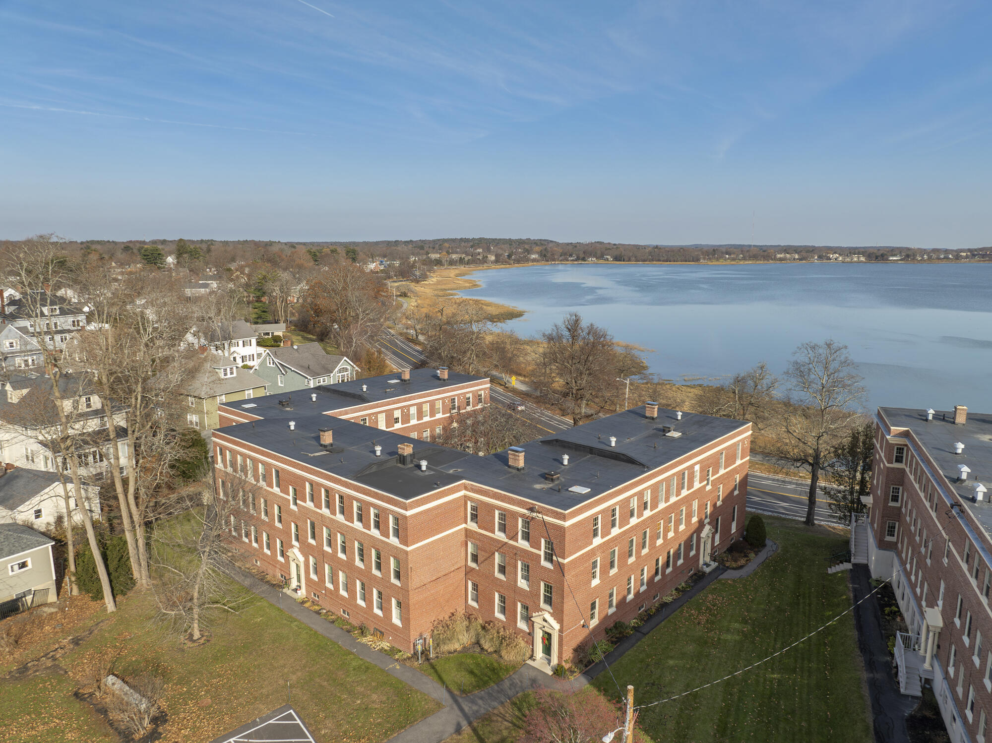290 Baxter Boulevard, B3