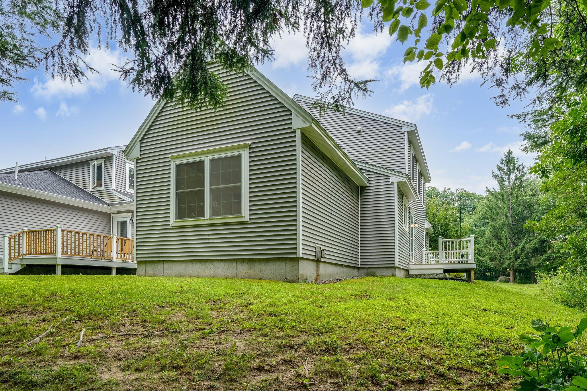 89 Delaware Court, 89