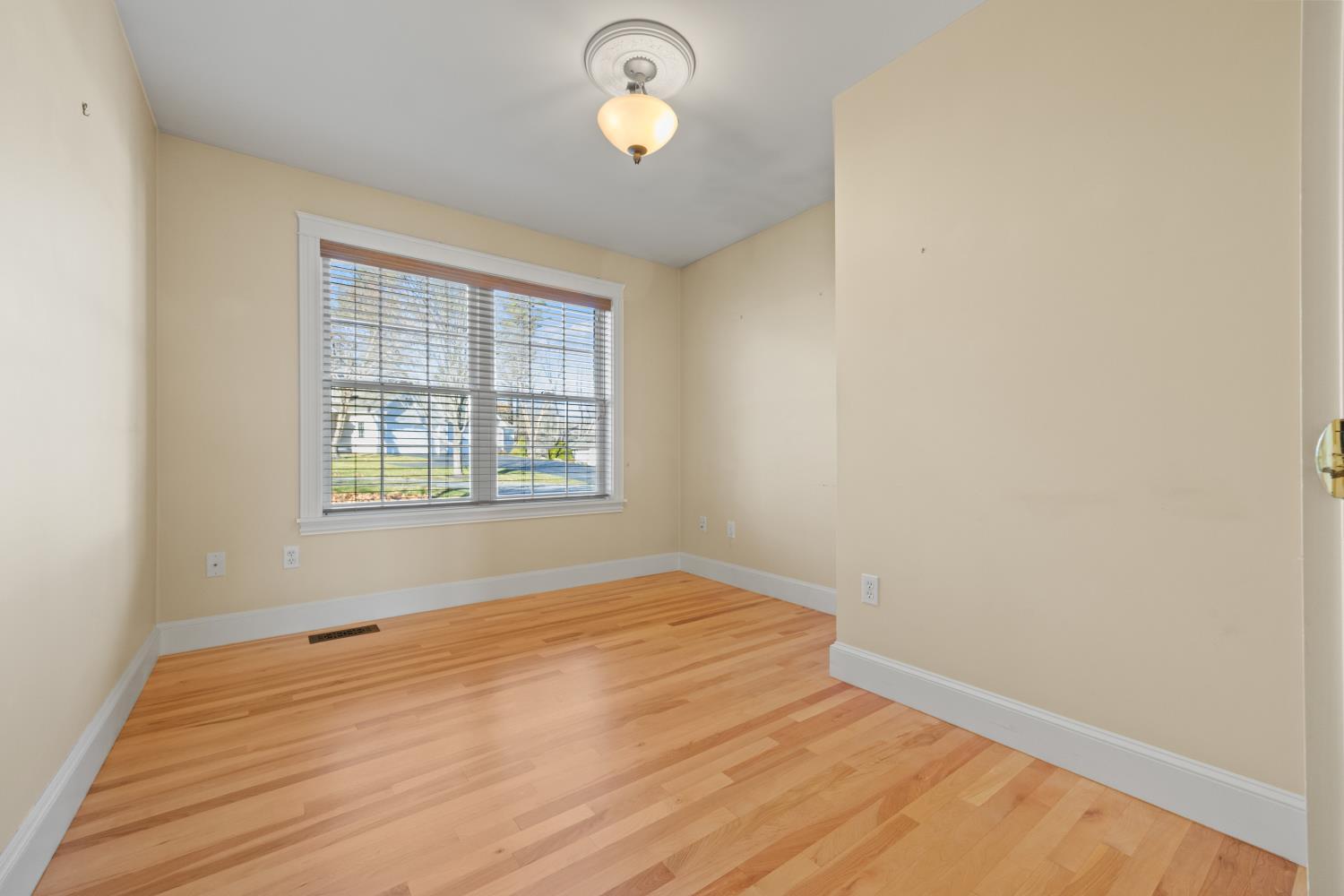 65 Grandview Drive, 27