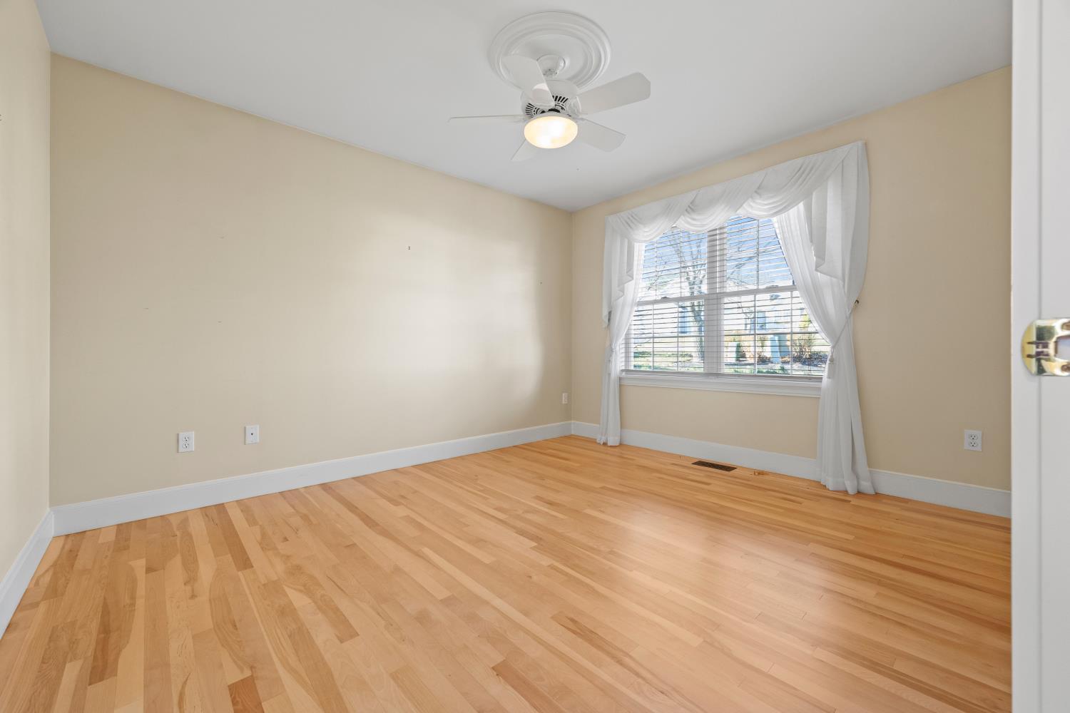 65 Grandview Drive, 27