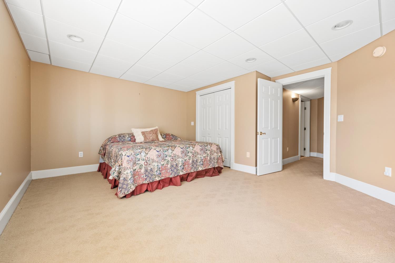 65 Grandview Drive, 27