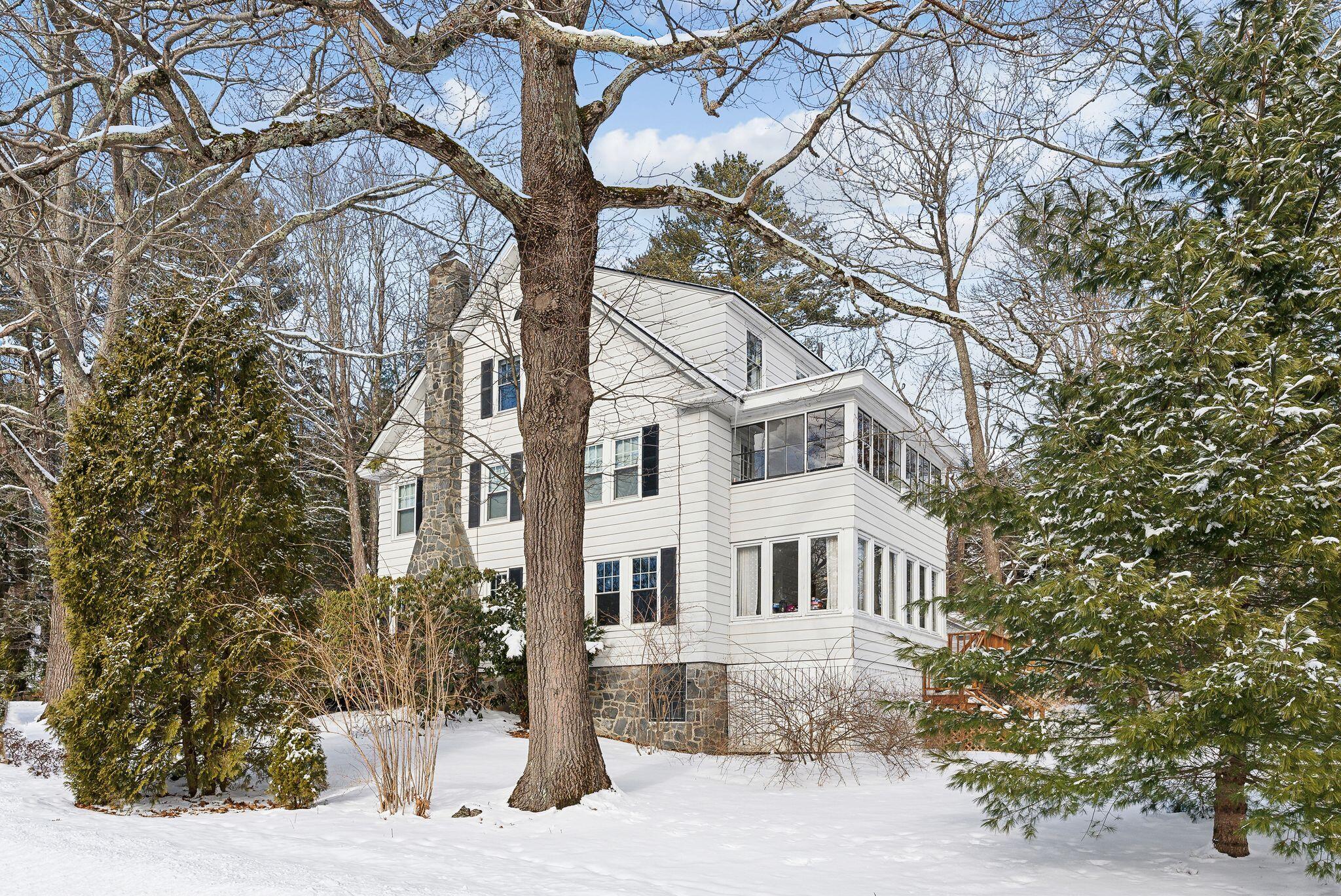 4 Concord Circle