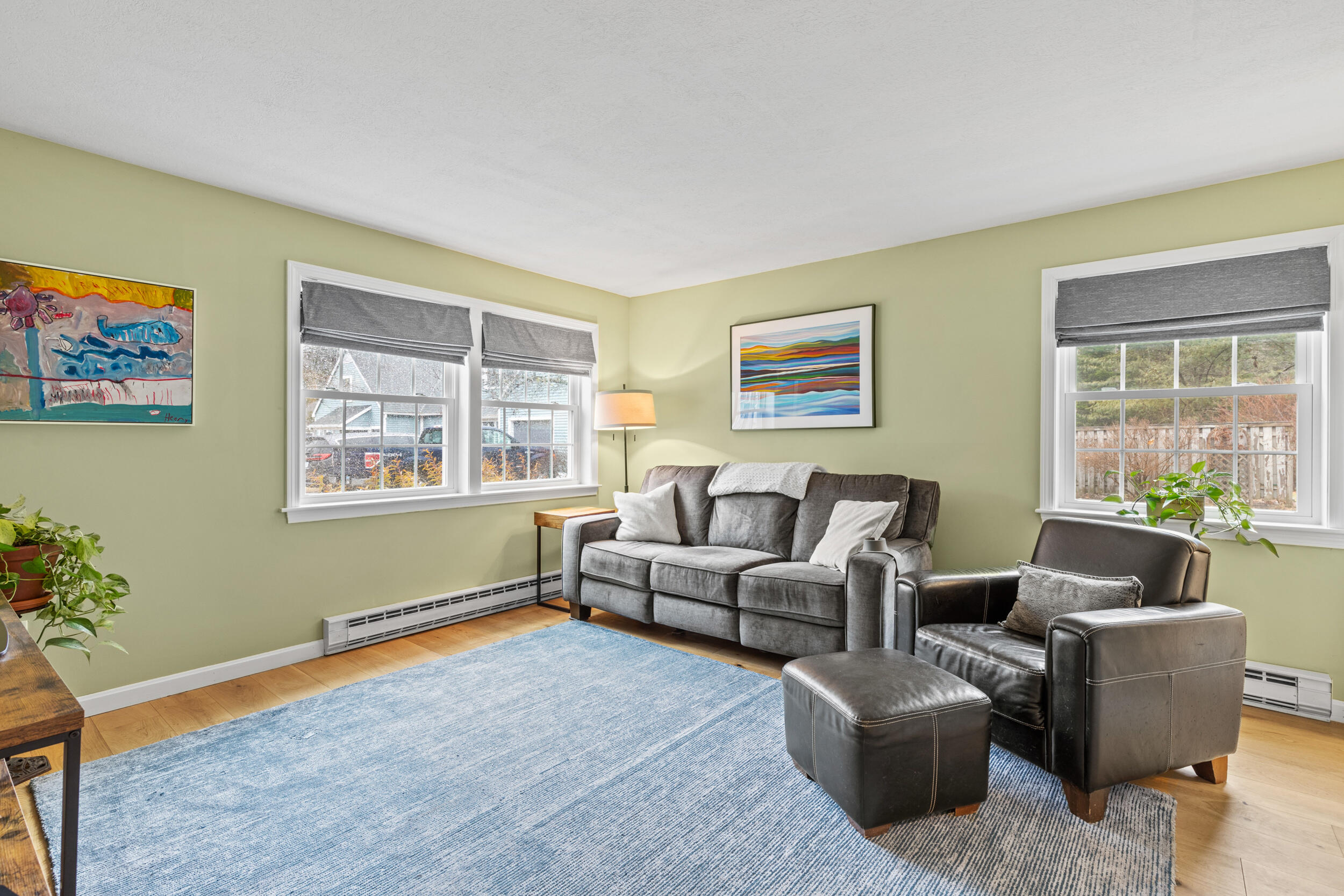 6 Penny Royal Court, 6