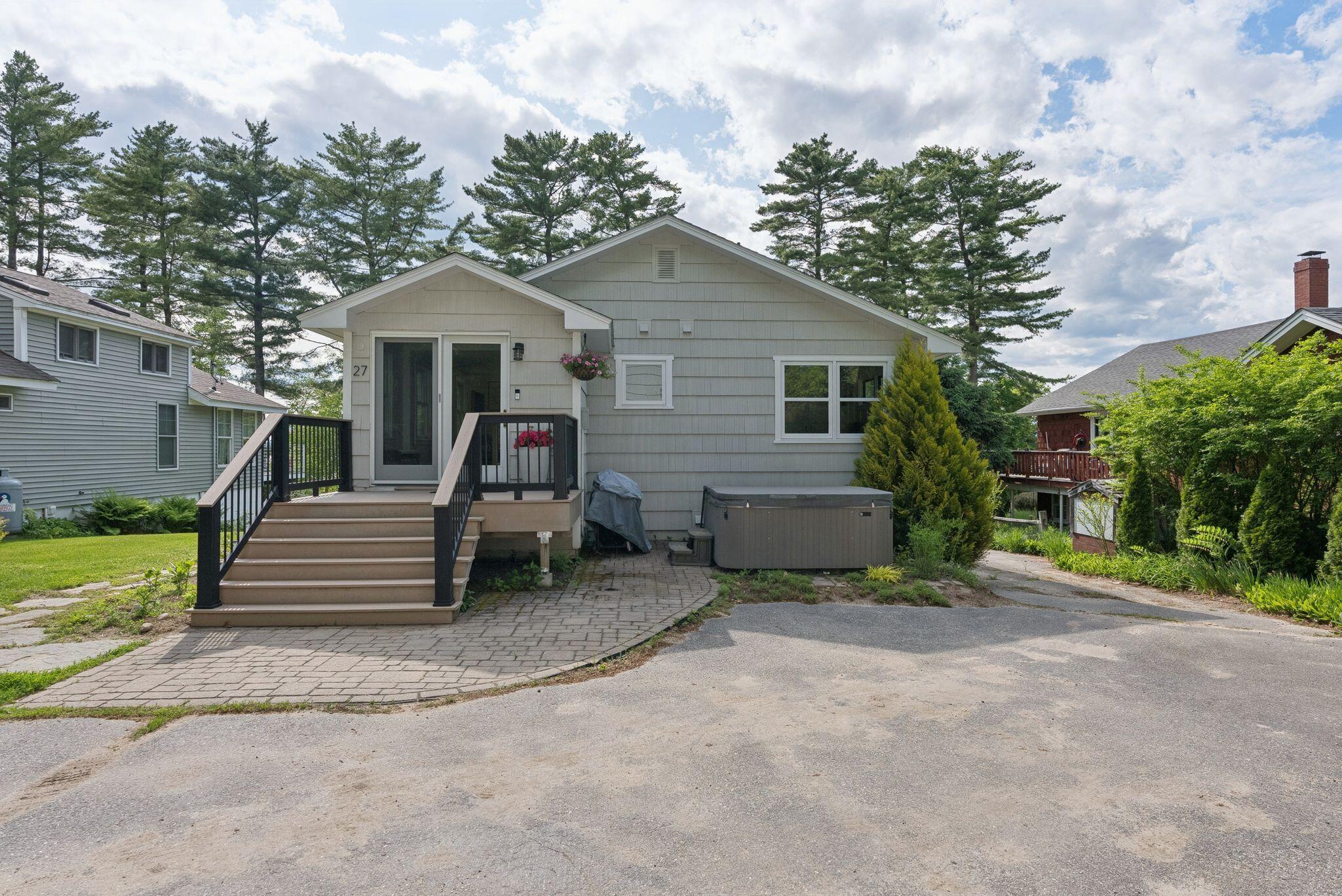 27 Lake Avenue