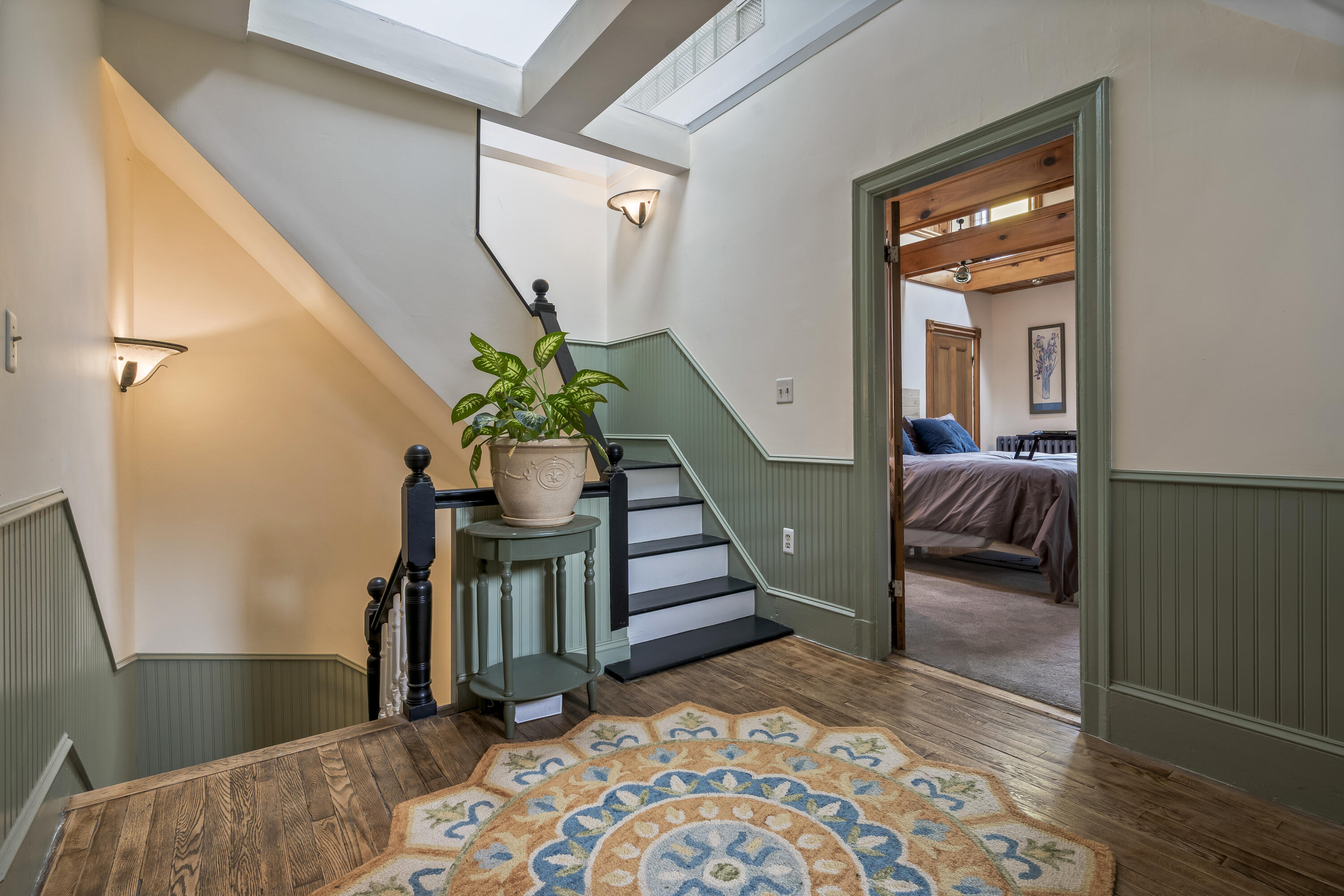 206 Coyle Street, 1