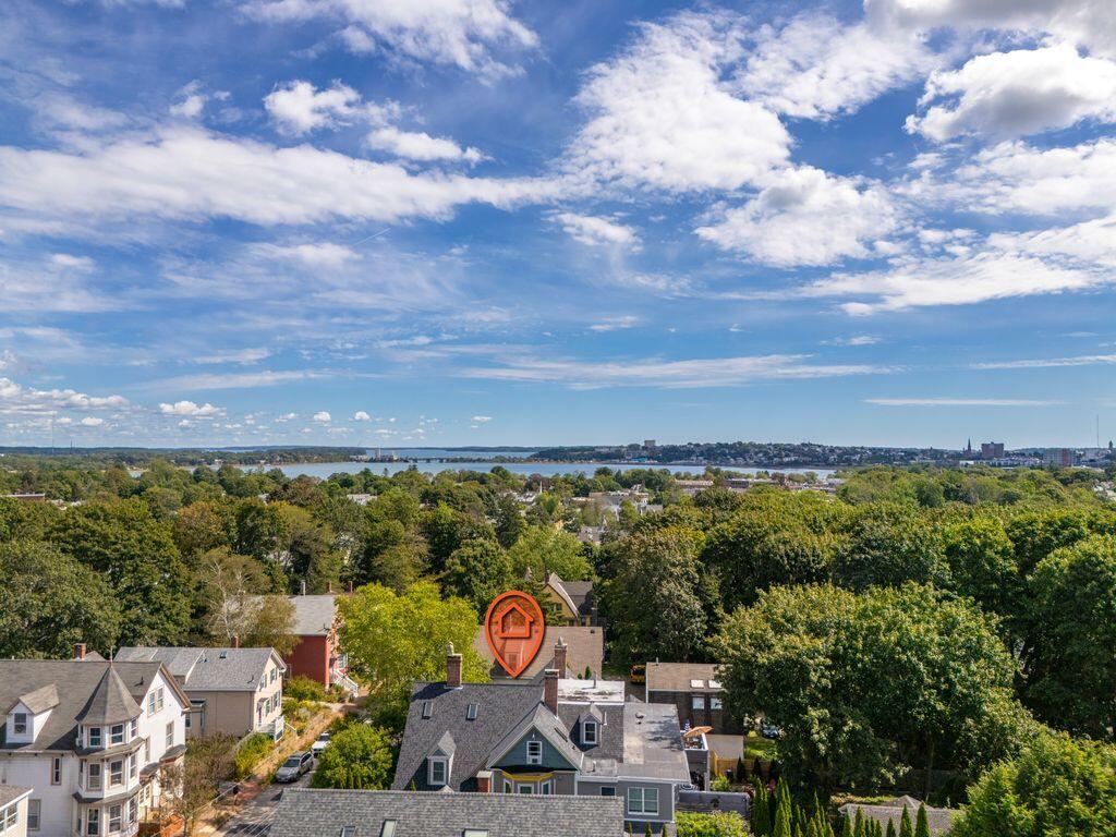 206 Coyle Street, 1