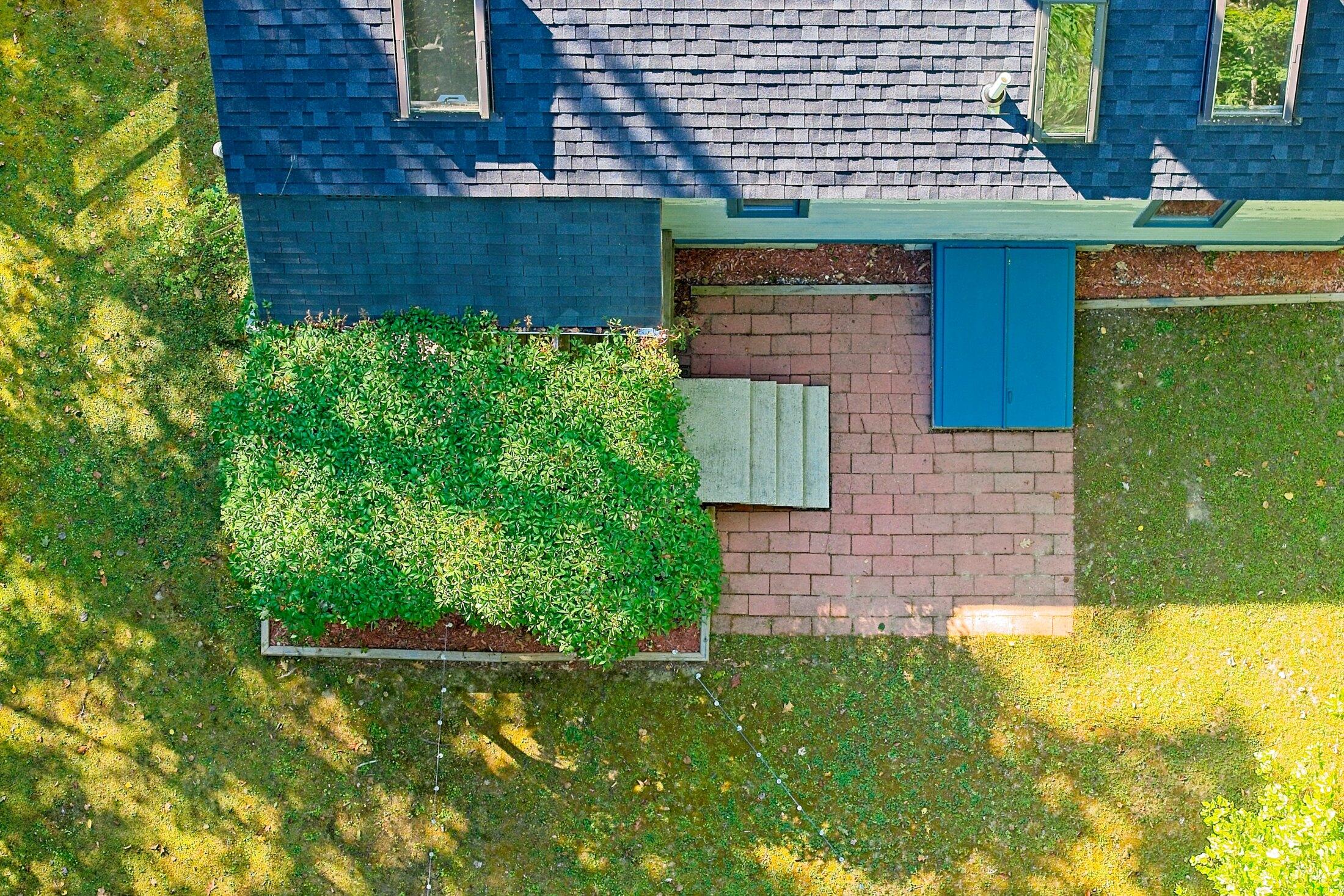 566 Pinkham Brook Road, Durham