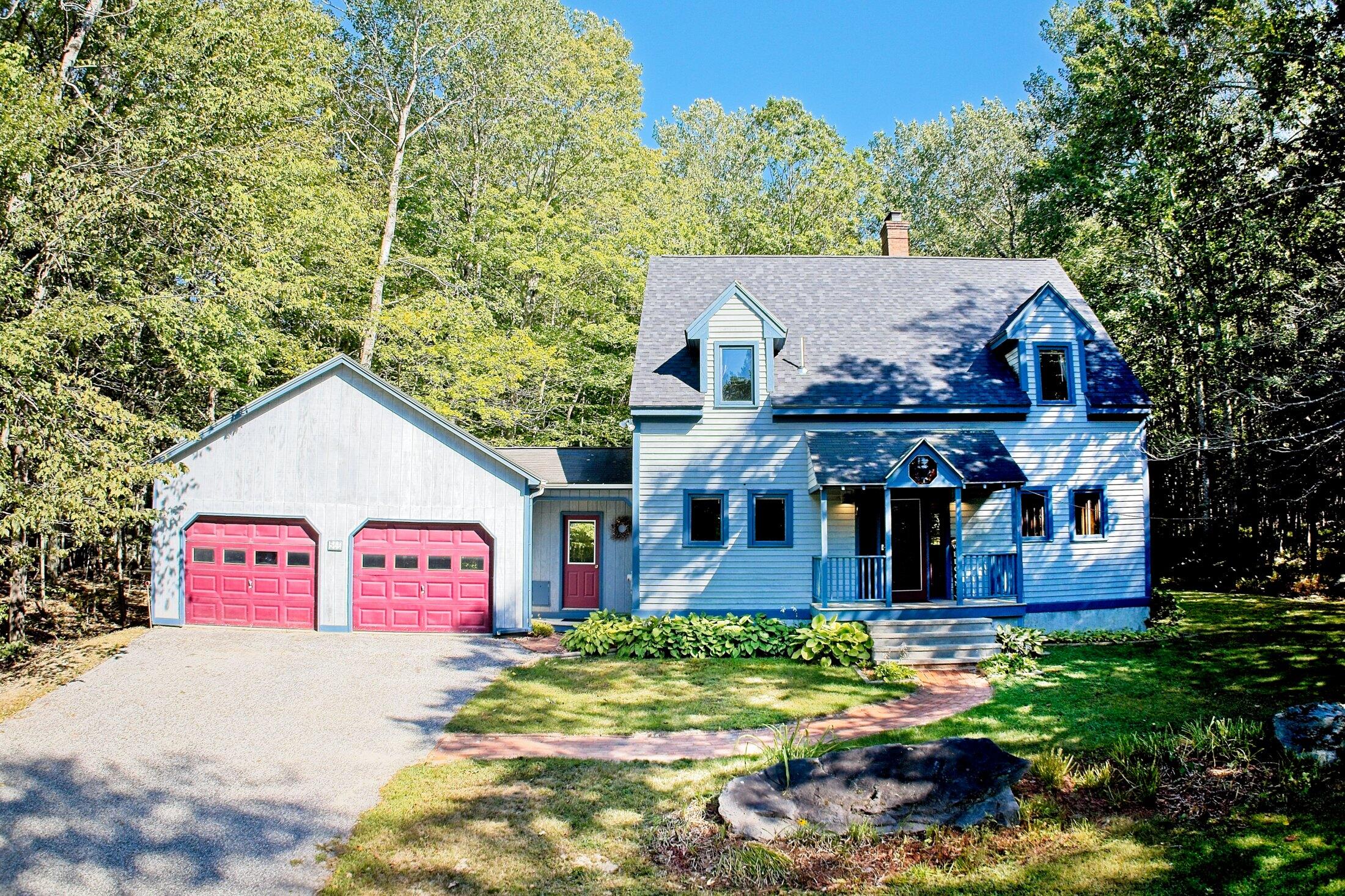 566 Pinkham Brook Road, Durham